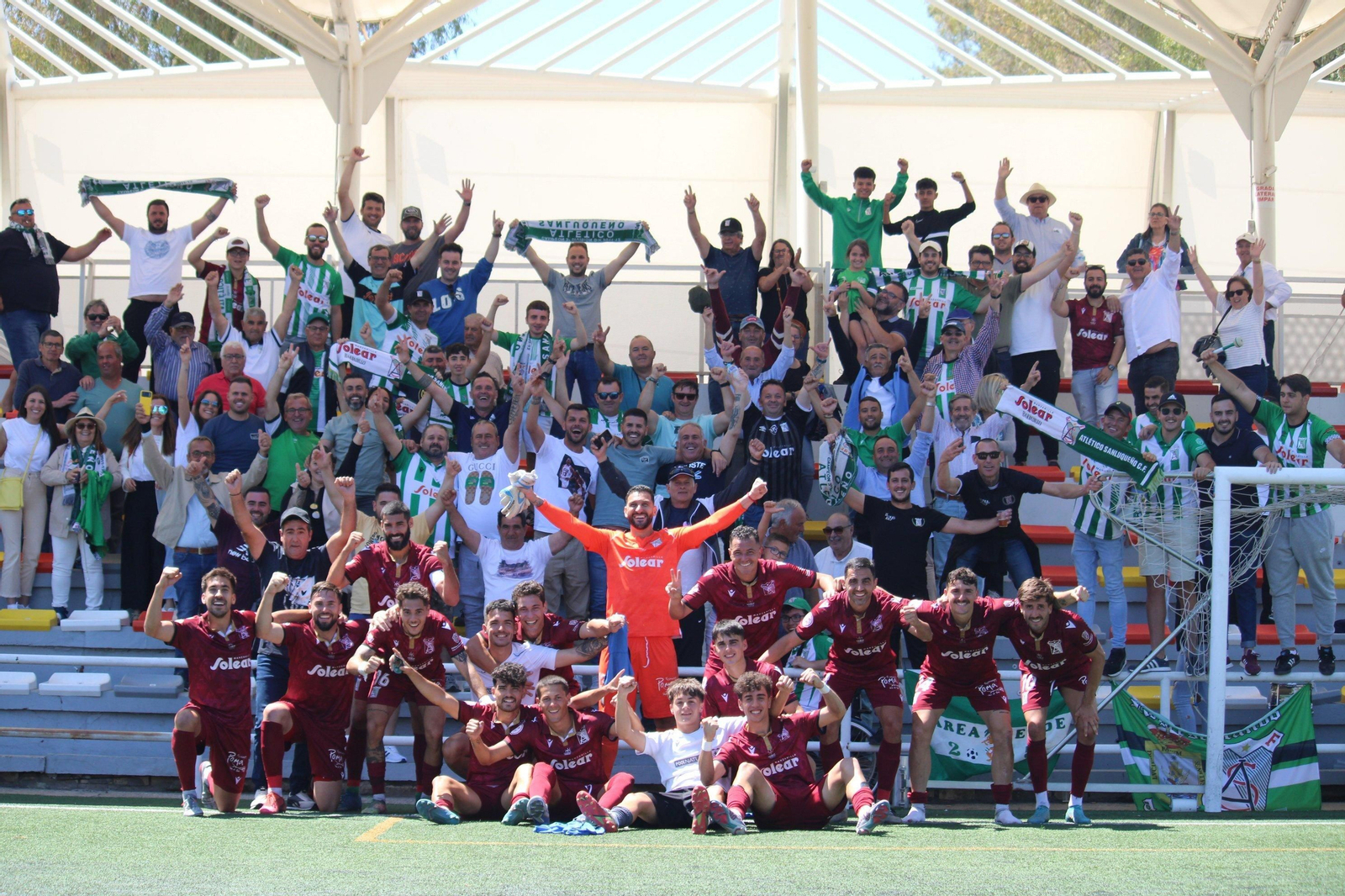 El Sanluqueño ha logrado el ascenso a Primera RFEF.