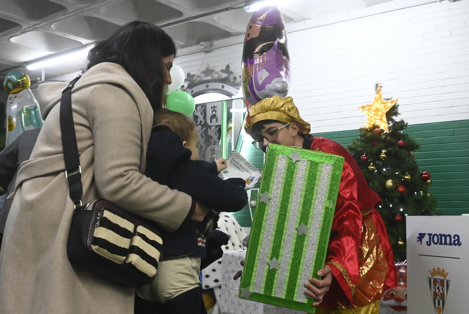 Las mejores fotos de la recepción de los Reyes Magos del Córdoba CF en El Arcángel