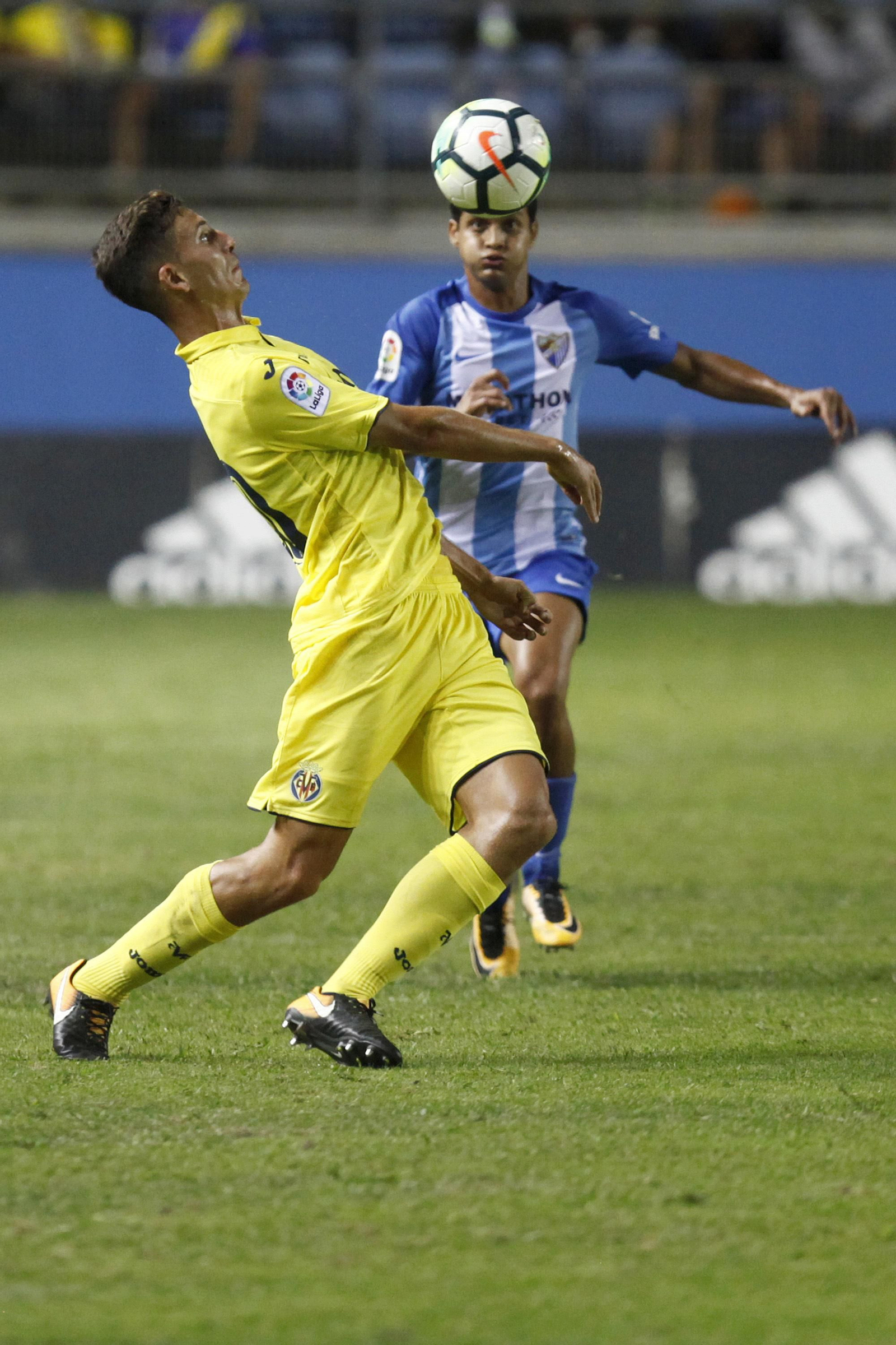 Las imágenes del Málaga-Villarreal del Trofeo Carranza