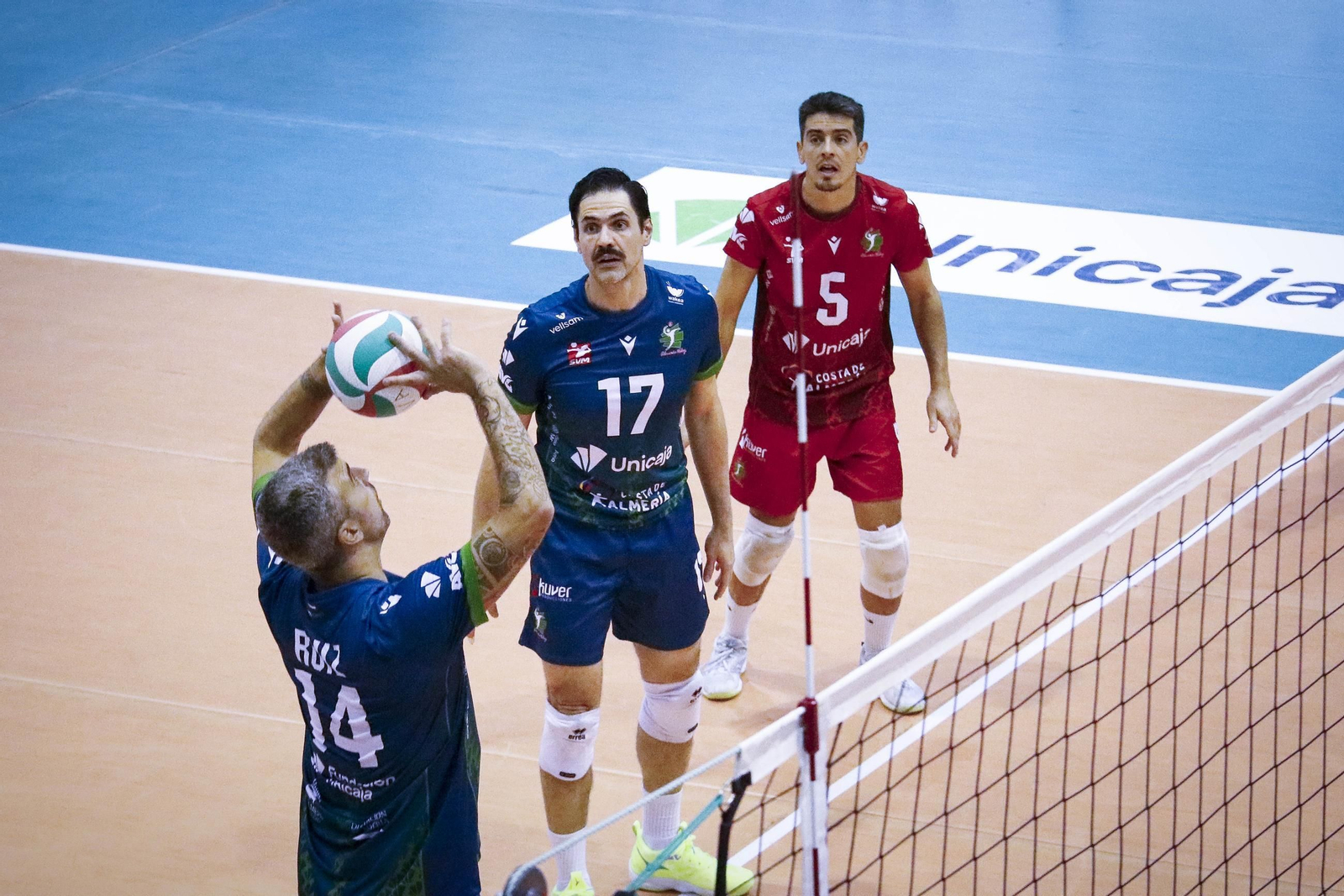 Unicaja Costa de Almería-Arenal Emeve de la Superliga, en imágenes