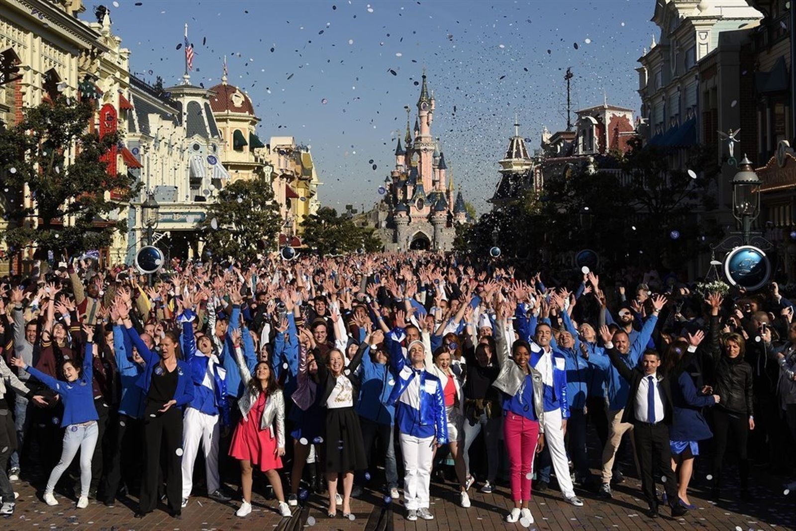 Los famosos arropan a Disney en su 25 aniversario en París
