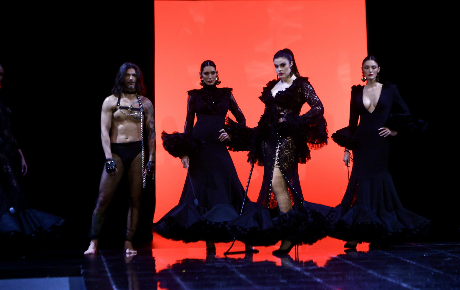 Desfile de Sergey & Tapiju SIMOF, todas las fotos