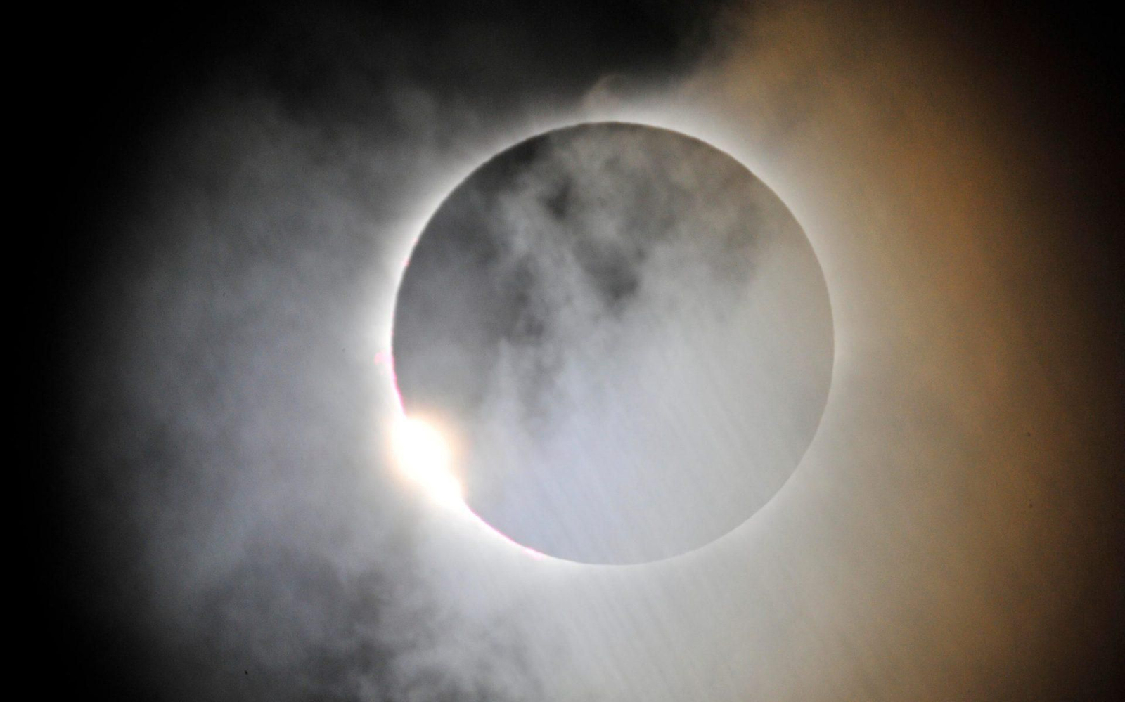 Eclipse captado en la Isla de Pascua en 2010