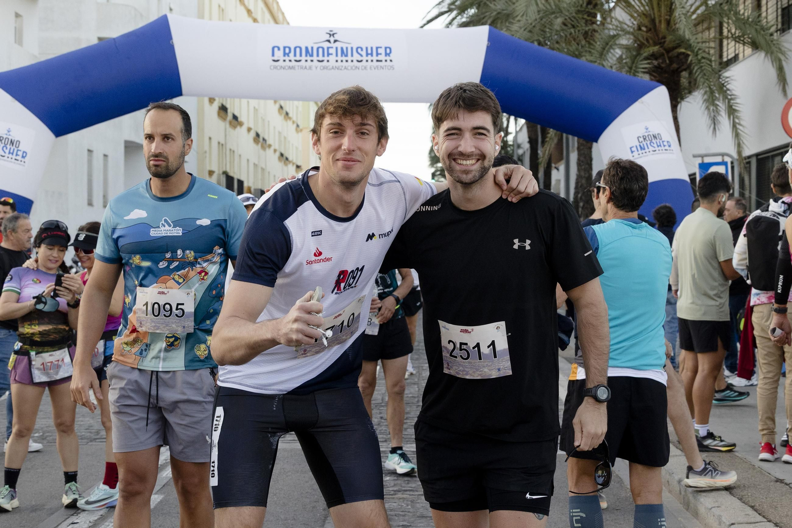 Búscate en las imágenes de la "II Media Maratón Ciudad de Cádiz"