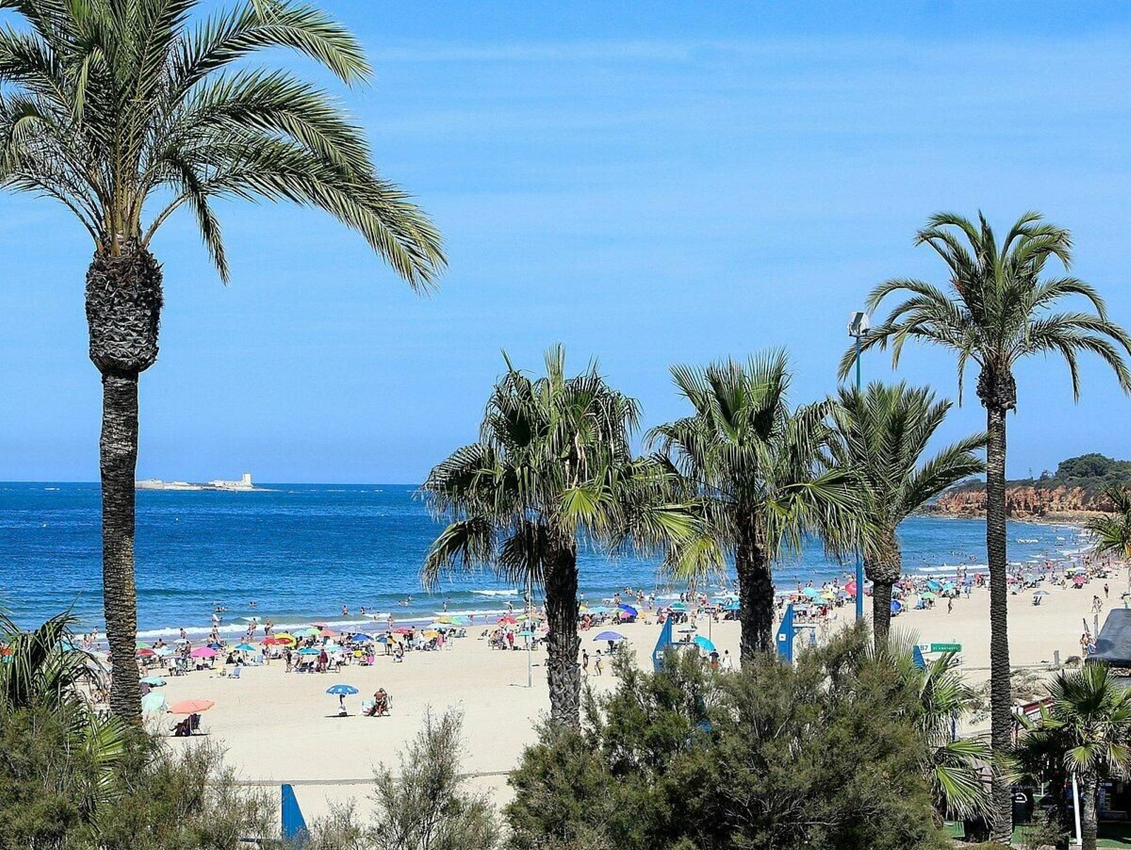 Imagen de la  playa de La Barrosa.
