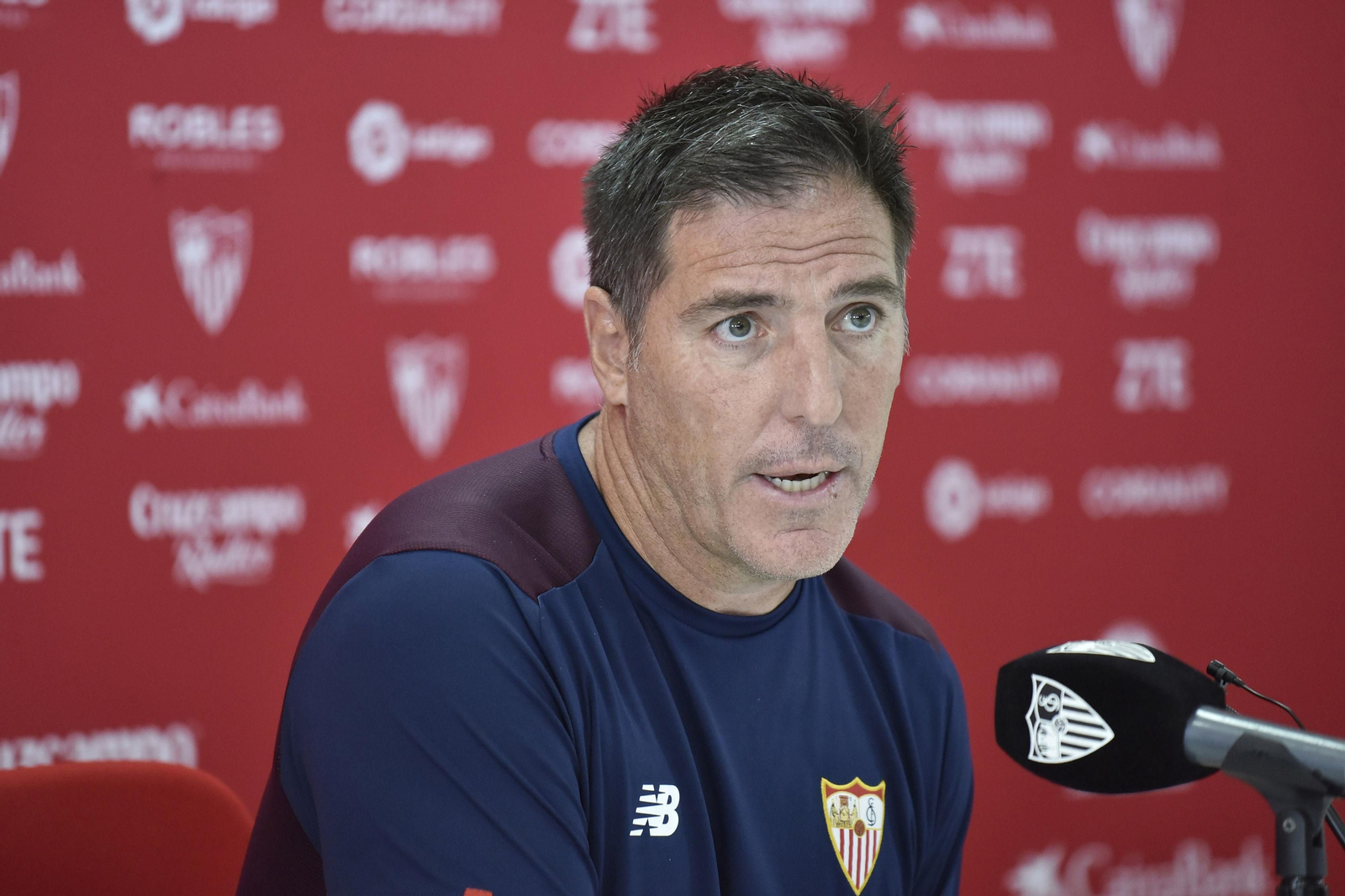 Eduardo Berizzo, en una rueda de prensa.