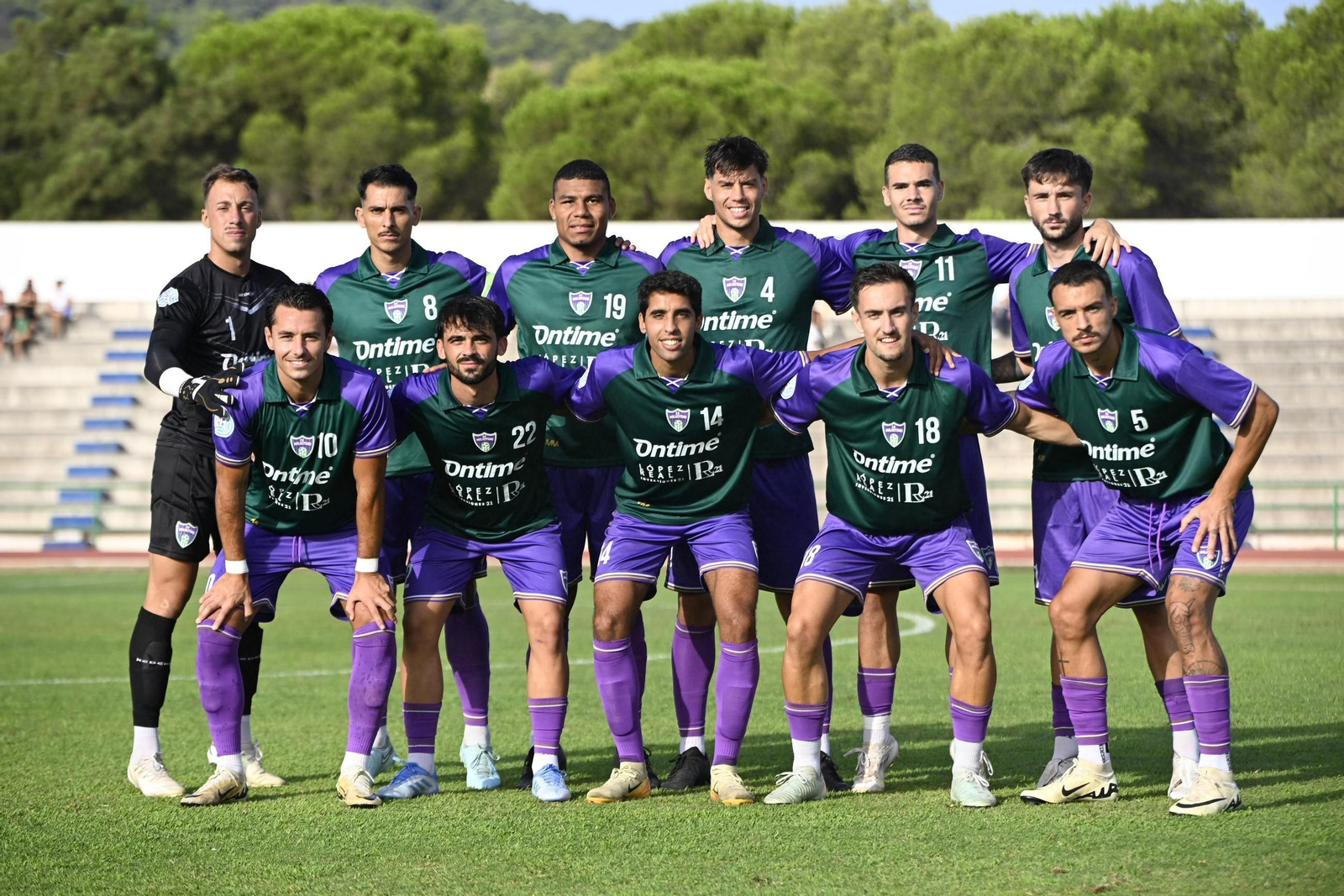 La Unión Atlético no puede jugar con la equipación con el escudo del Unión Malacitano.