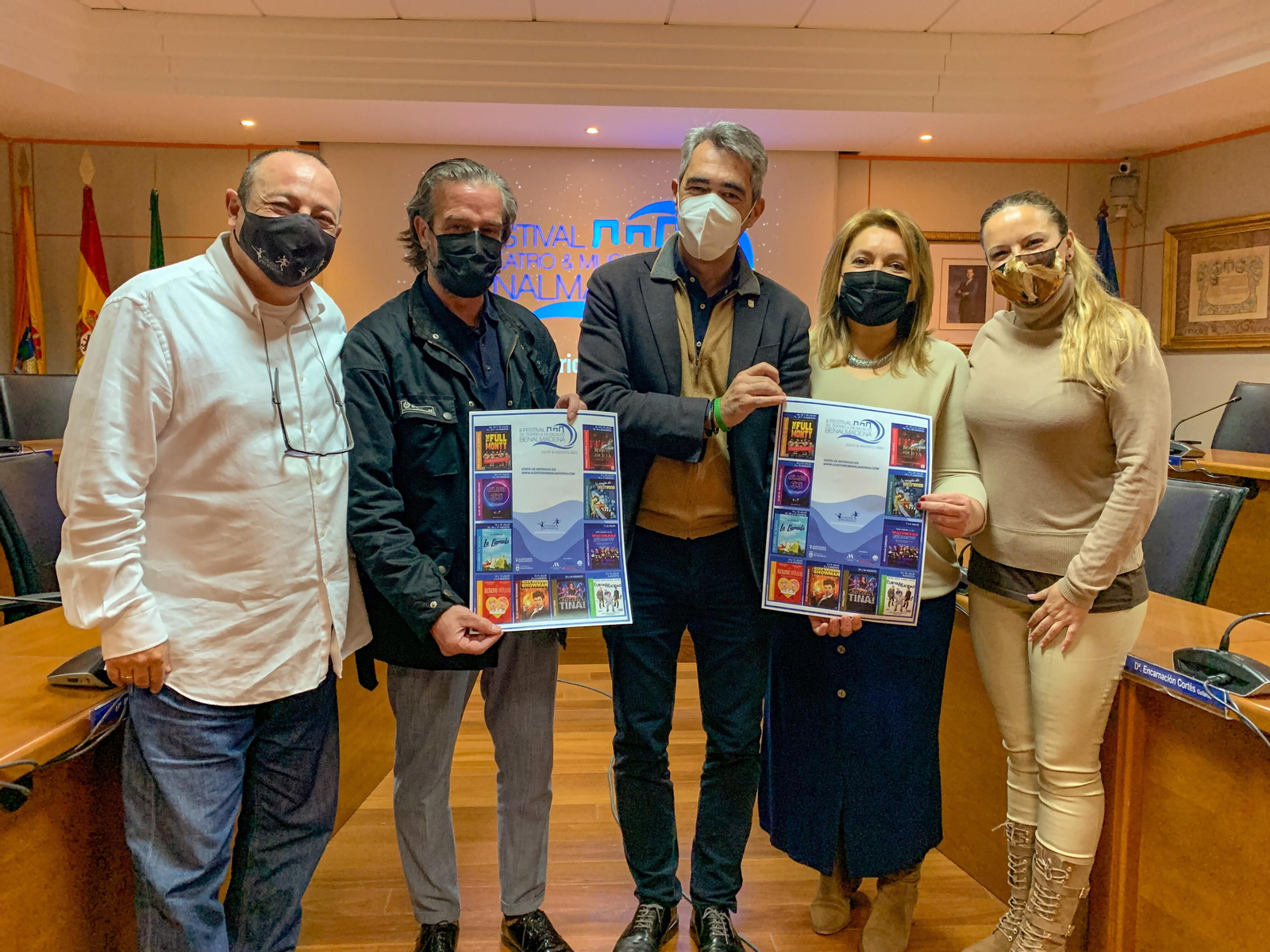 El salón de plenos ha acogido la presentación del ‘Festival de teatro y musicales de Benalmádena’.