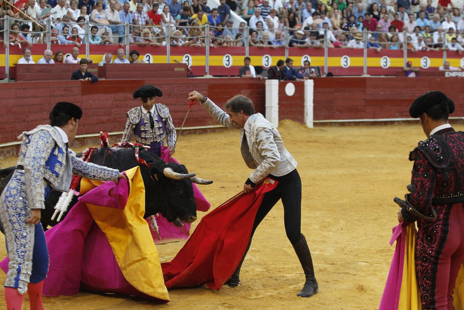 Fotogalería corrida de rejones. Feria de Almería 2019