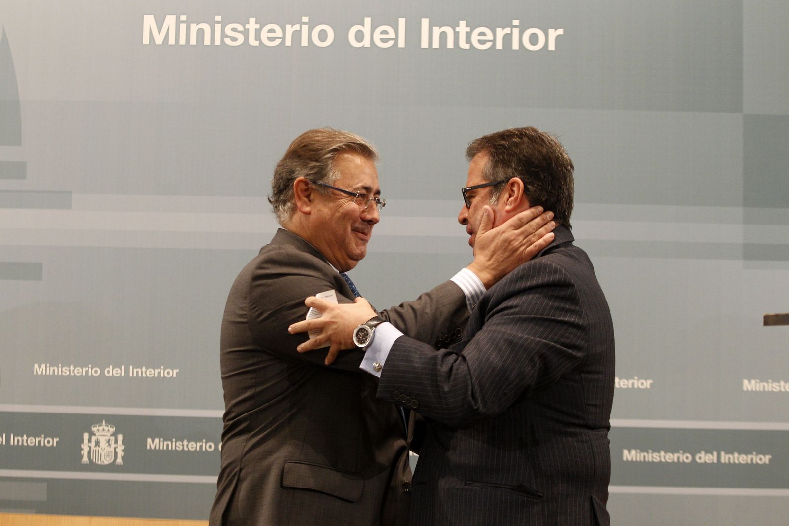 Los miembros del gabinete de Zoido juran sus cargos