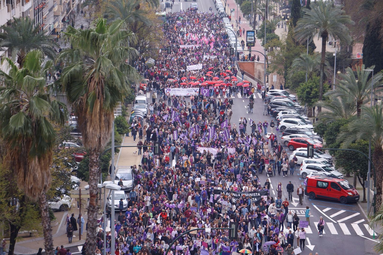 Las mejores imágenes de la manifestación del 8M en Córdoba