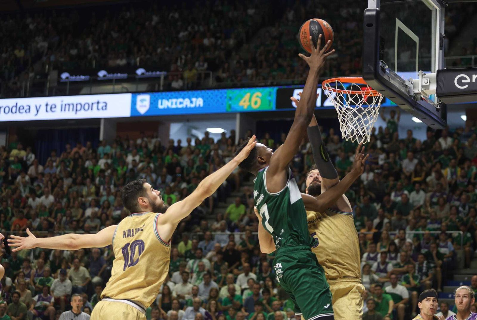 El Unicaja-Barcelona, en fotos