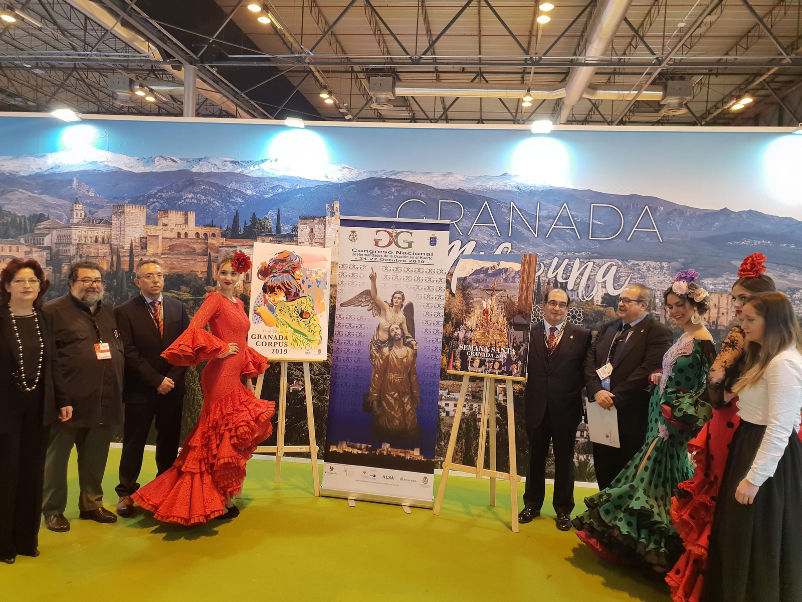 Presentación de las fiestas tradicionales en Fitur