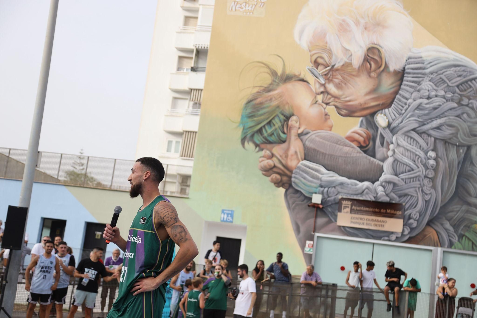 Las fotos de la espectacular presentación de Chris Duarte con el Unicaja en el Parque del Oeste