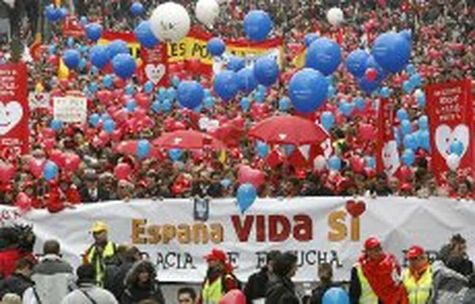 Miles de personas piden en toda España la derogación de la Ley del Aborto