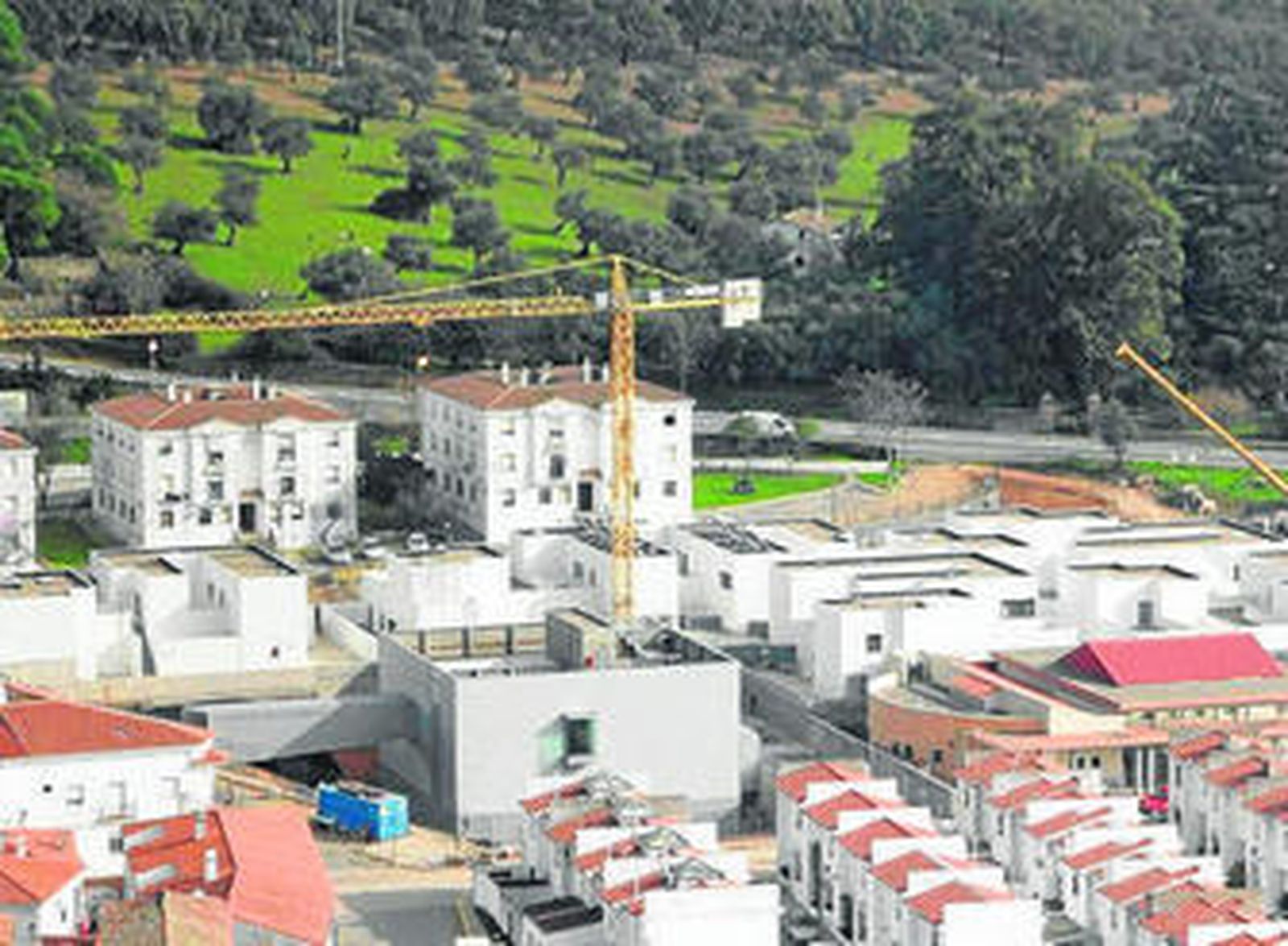 Una vista de las obras que se están terminando en Aracena.