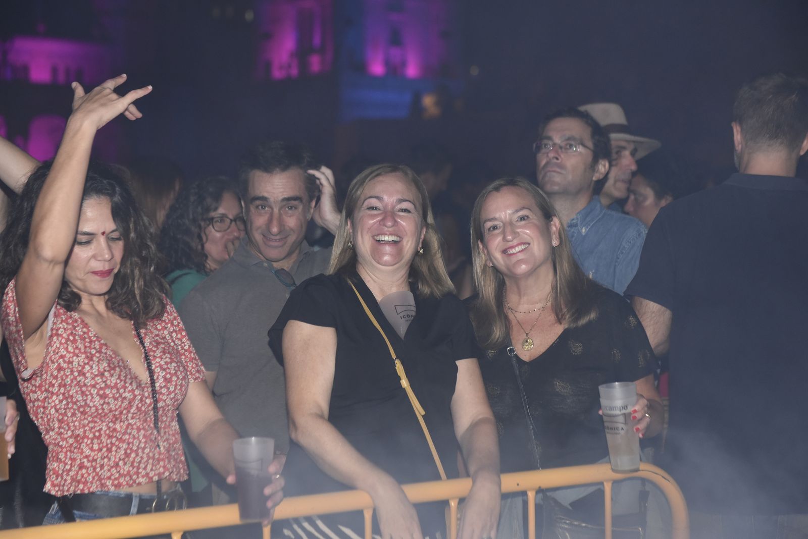 Búscate en el concierto de Seguridad Social y Hombres G de Icónica