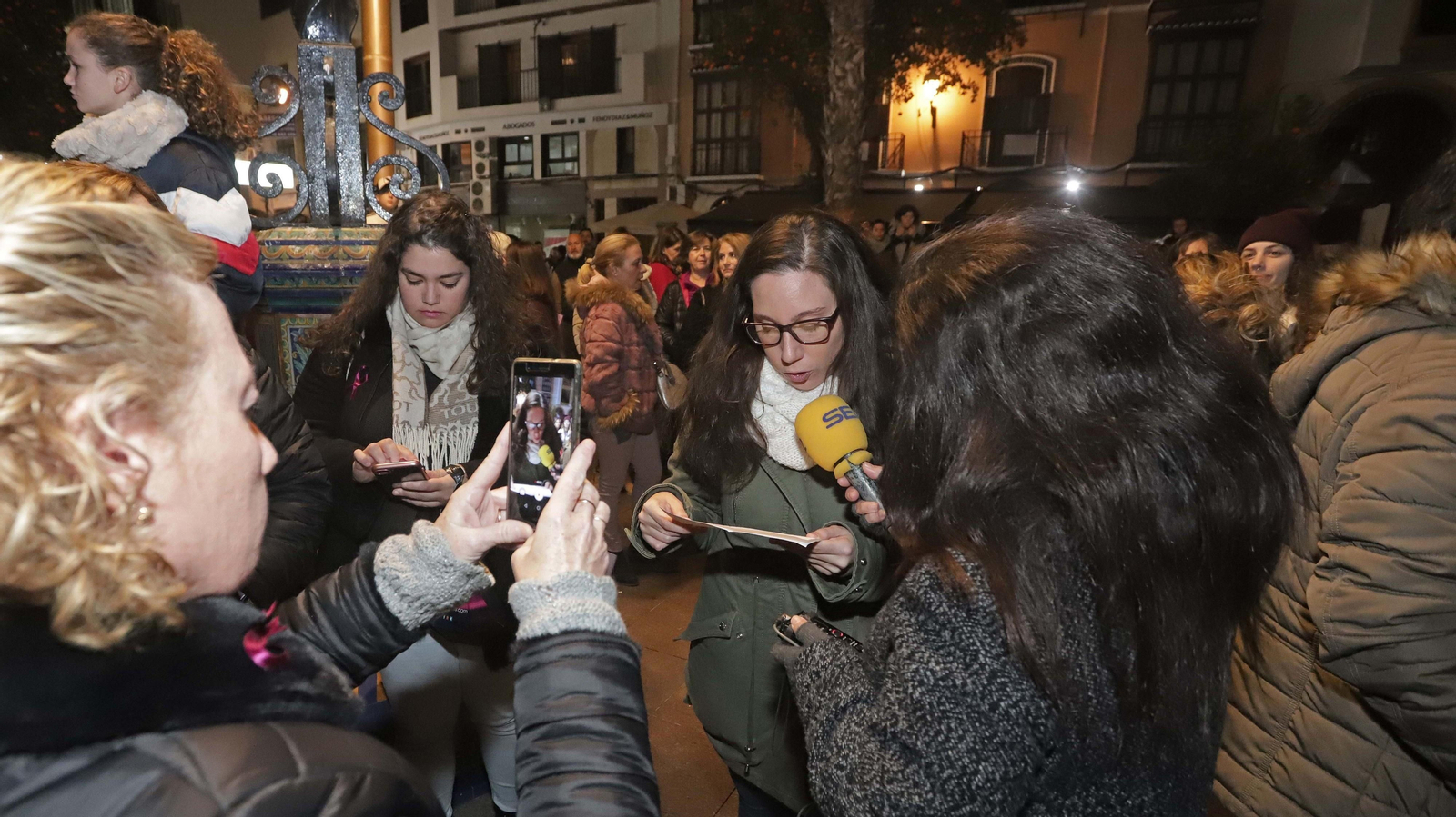 Concentraciones contra la violación de una menor en Algeciras