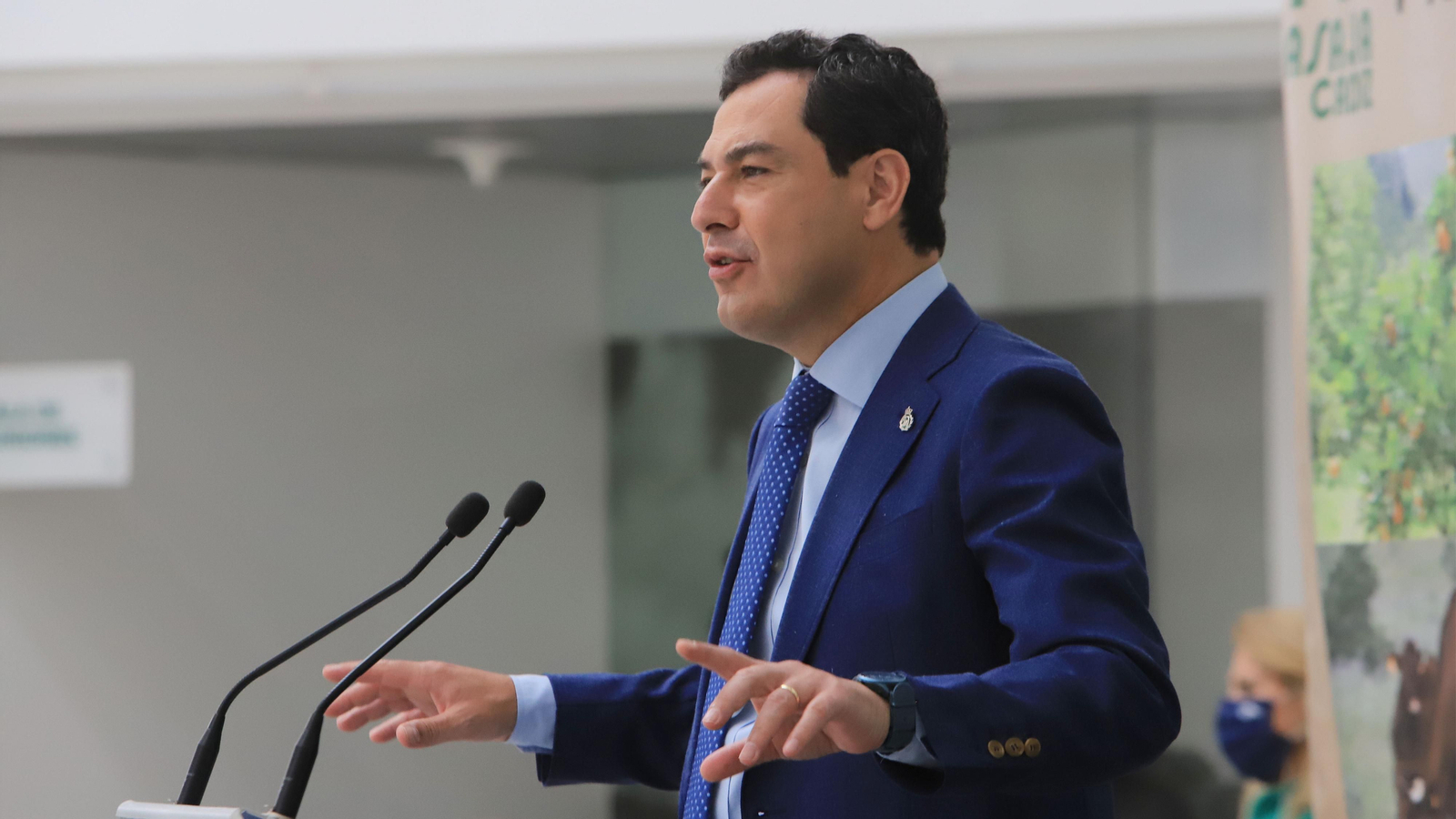 Juanma Moreno asiste a la clausura de la asamblea de Asaja en Jerez