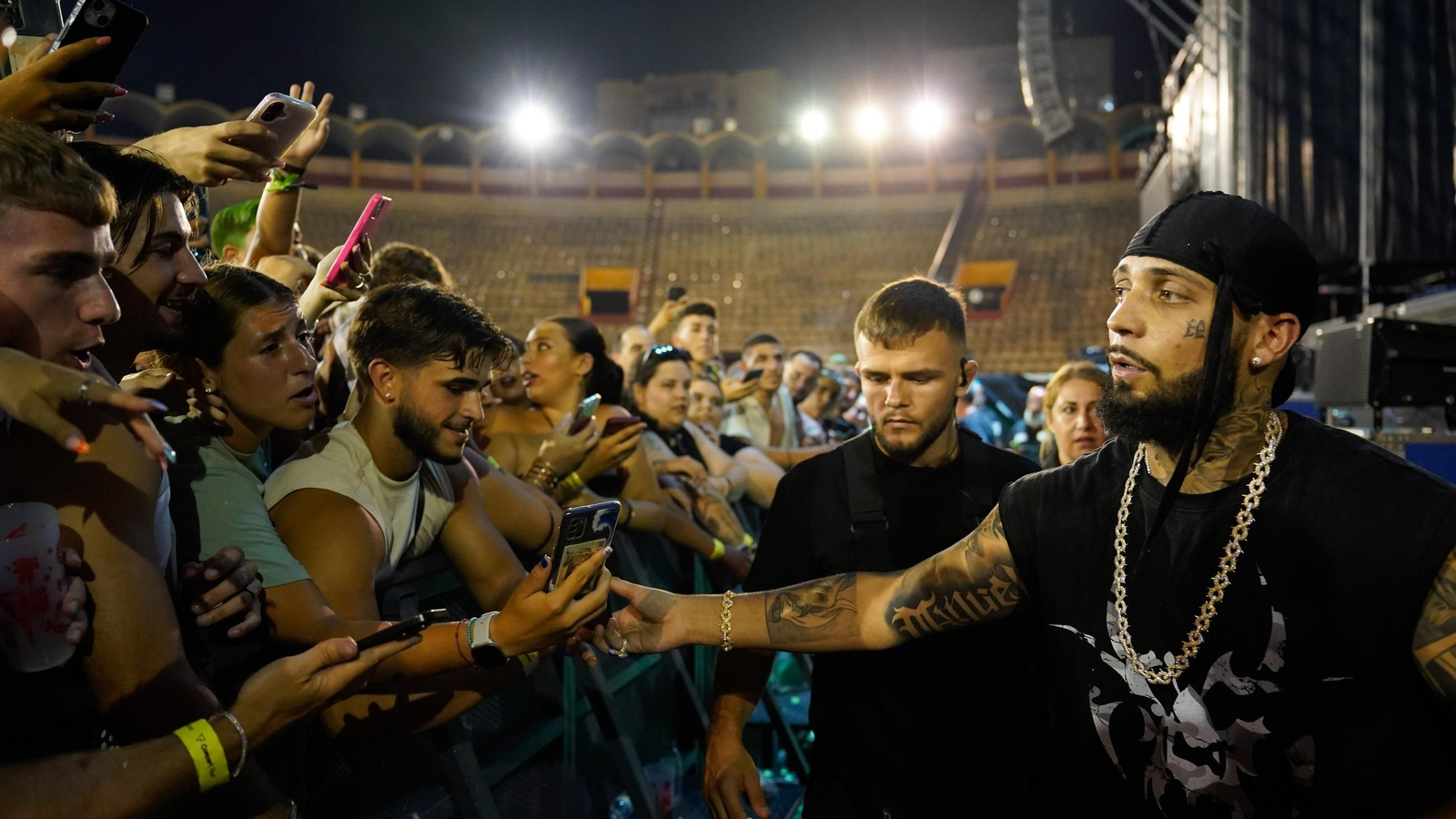 El concierto de JC Reyes en el Cabaret Festival de Algeciras, en imágenes