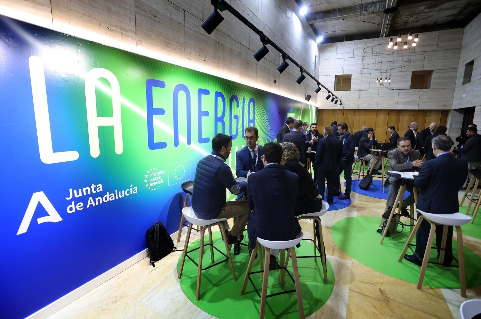 Imágenes de la mesa redonda 'H2V como vector de descarbonización' este viernes en Huelva