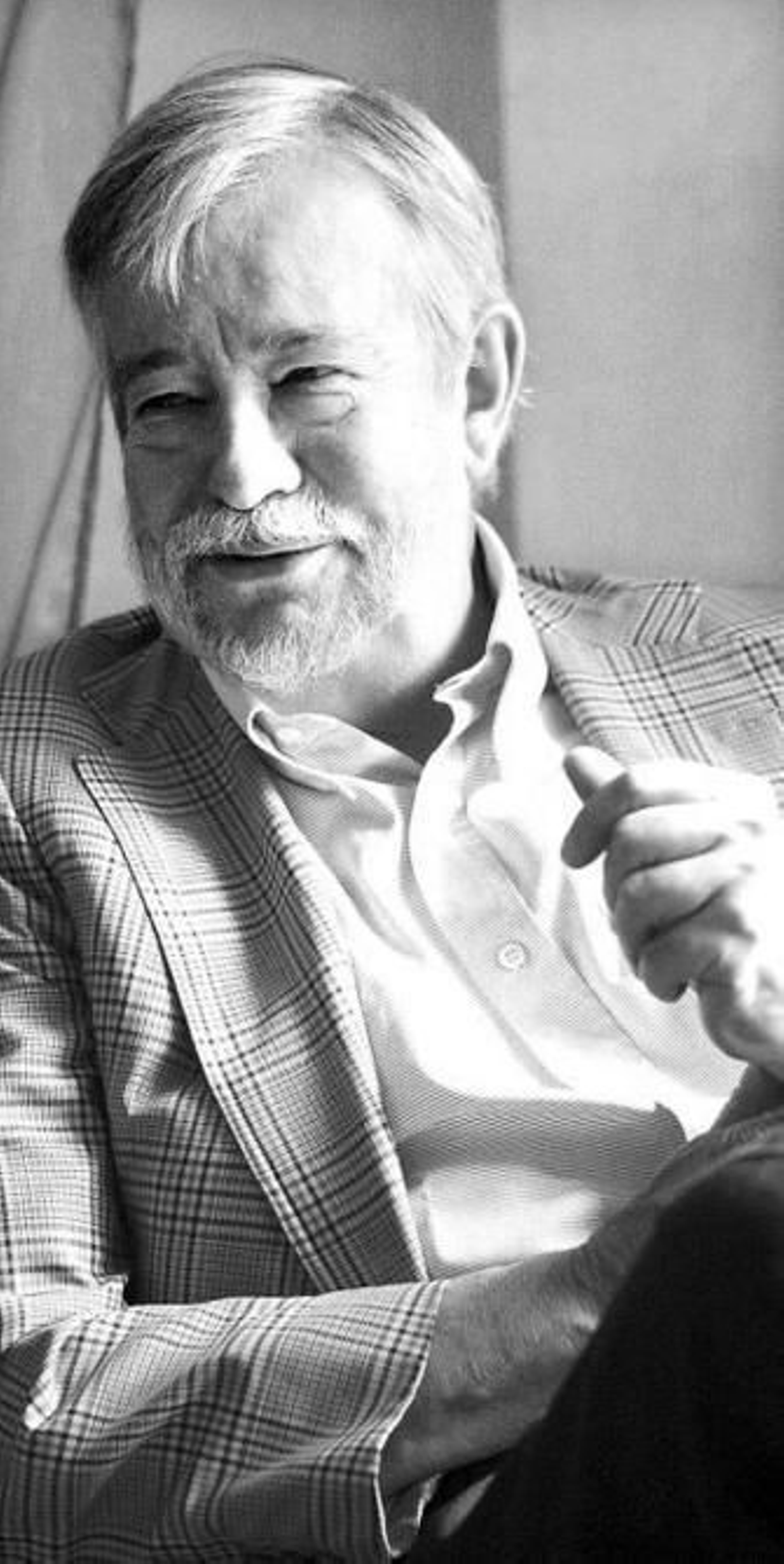 José María Guelbenzu vuelve con esta novela al género negro.