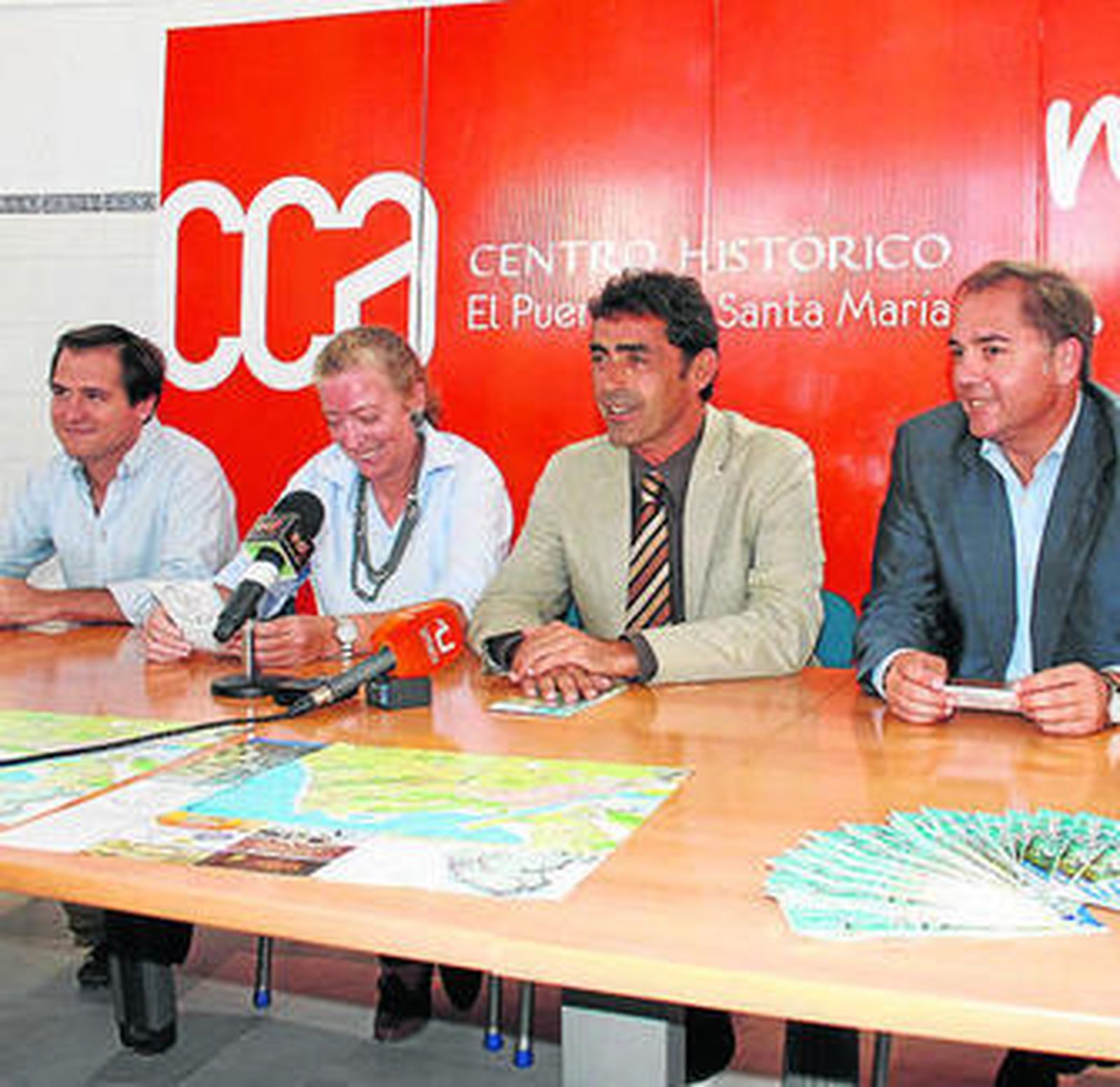 Un momento de la presentación del nuevo mapa turístico