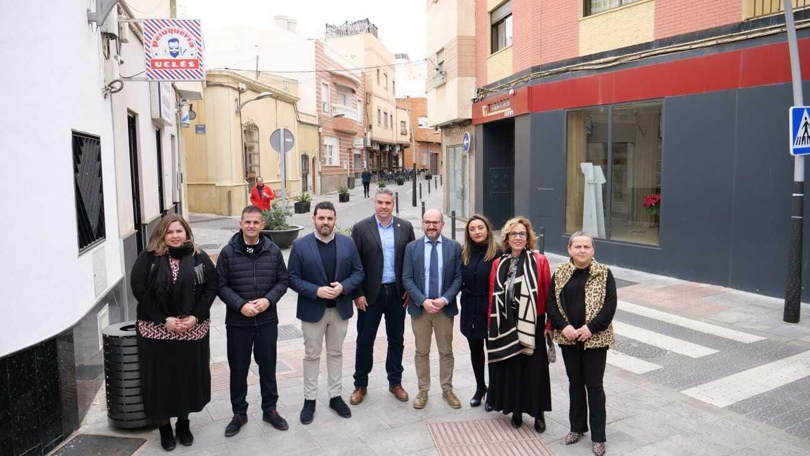 Los representantes institucionales, en el centro de Viator. Los representantes institucionales, en el centro de Viator.