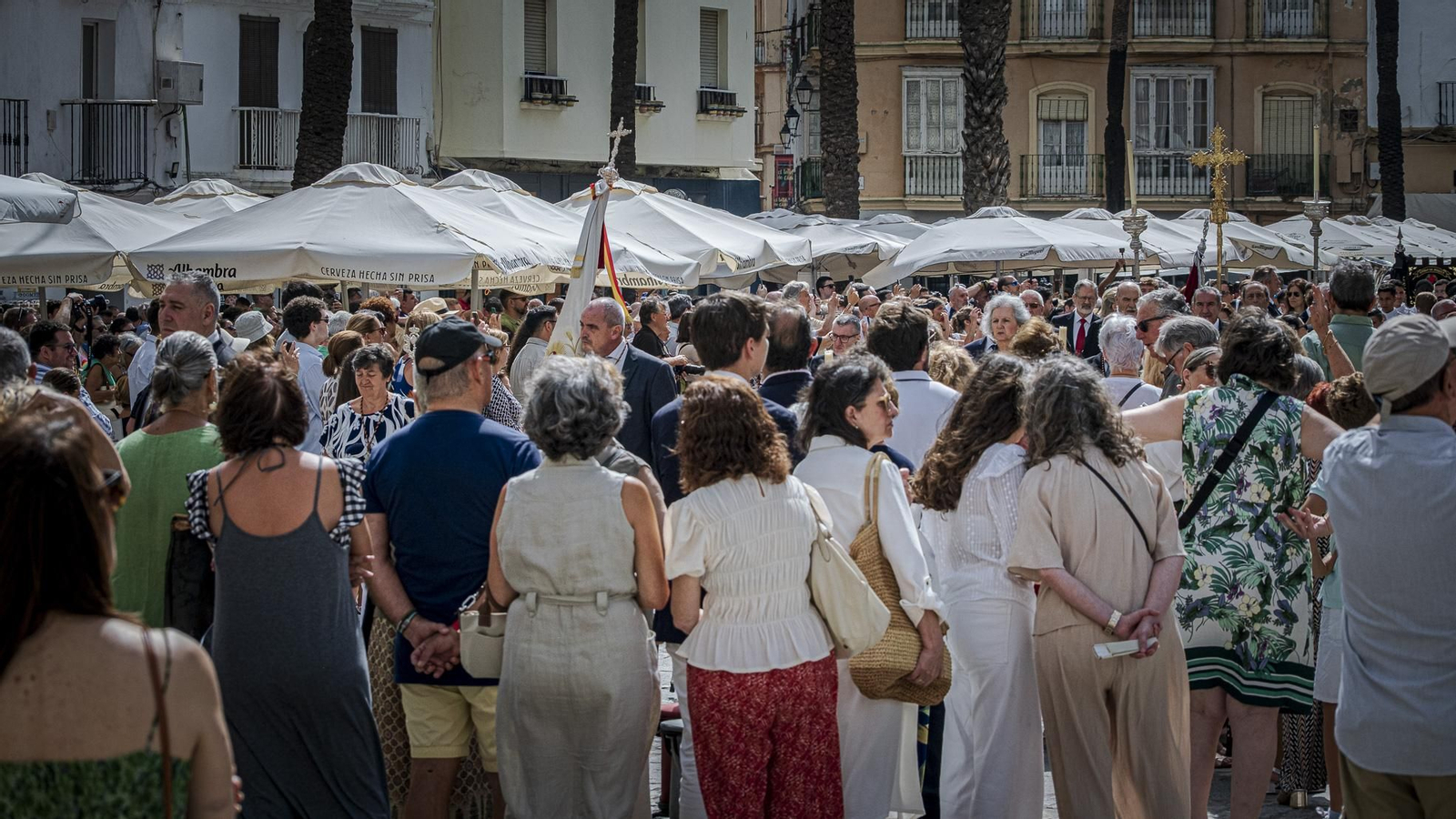 Búscate entre las imágenes del Domingo de Corpus en Cádiz