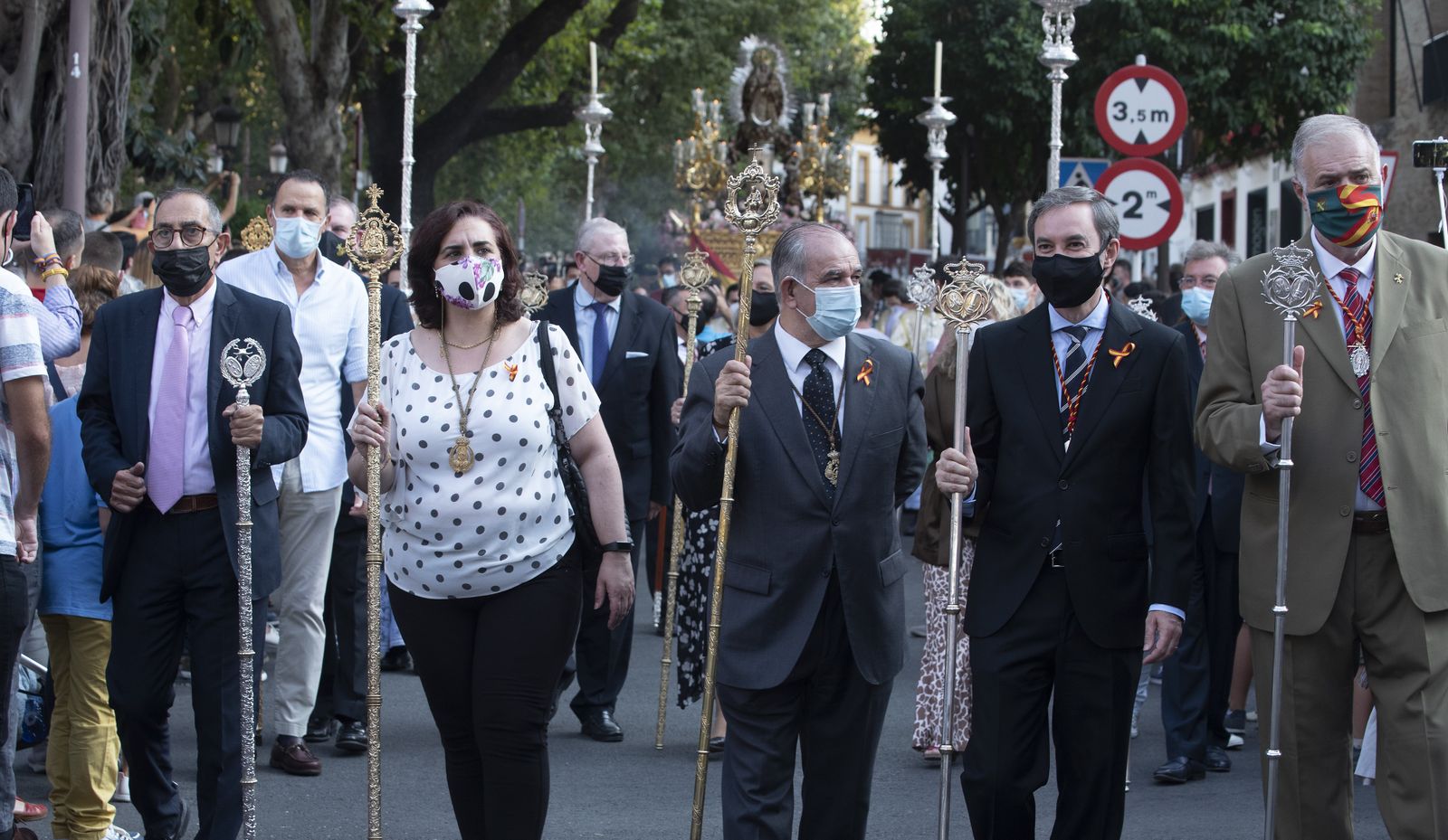 La procesión de la Virgen del Pilar, en imágenes