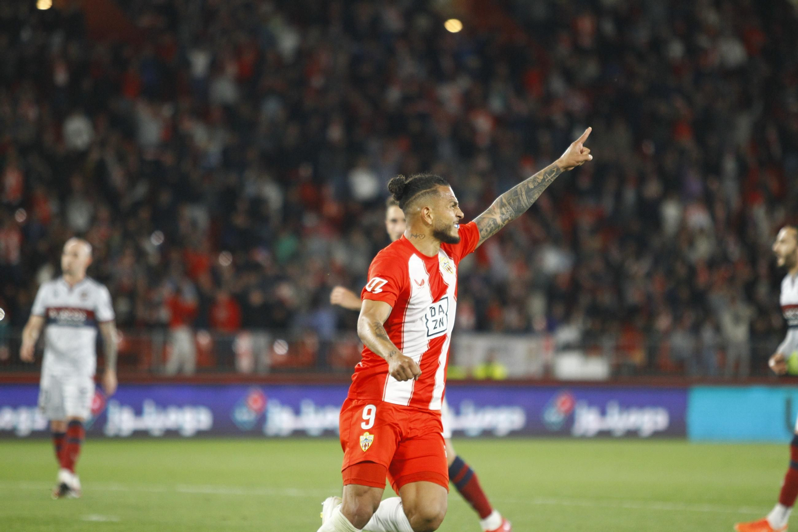 Las mejores imágenes del partido U.D. Almería-Levante U.D.