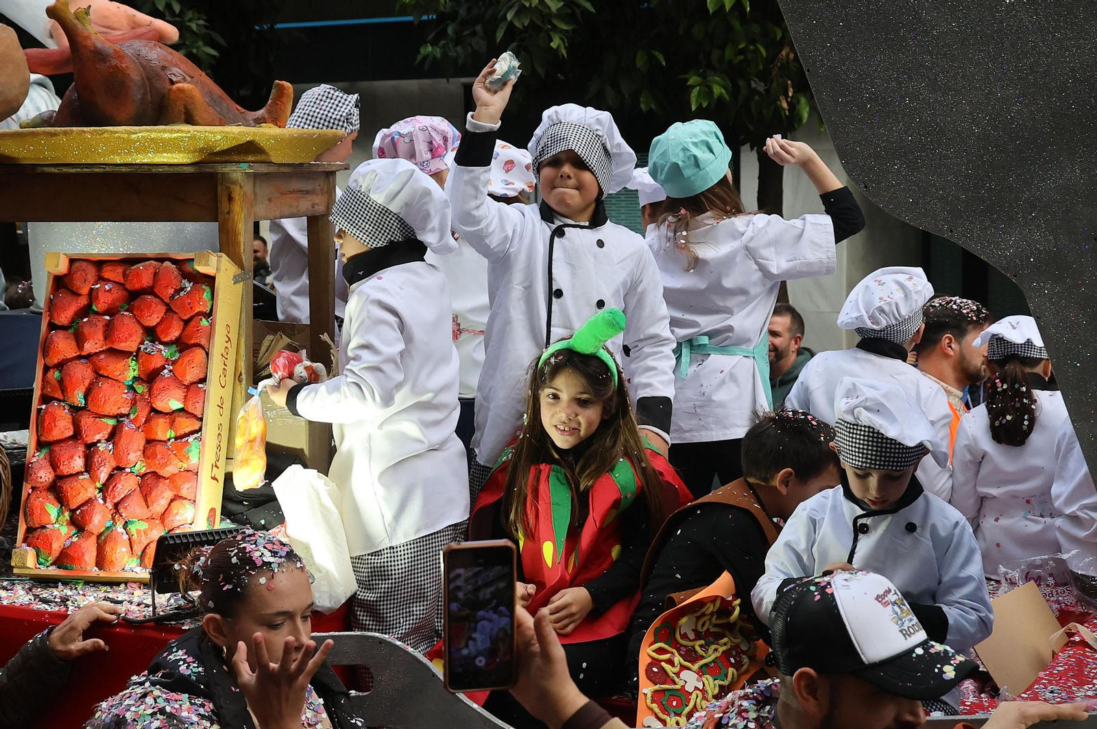 Imágenes de la Cabalgata de los Reyes Magos en Huelva