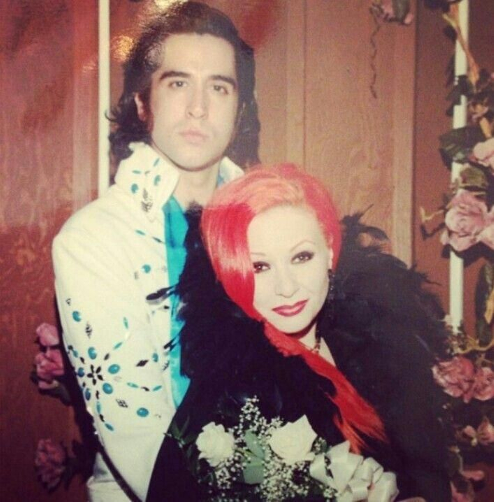 Alaska y Mario, hace dos décadas, en su primera boda en Las Vegas.