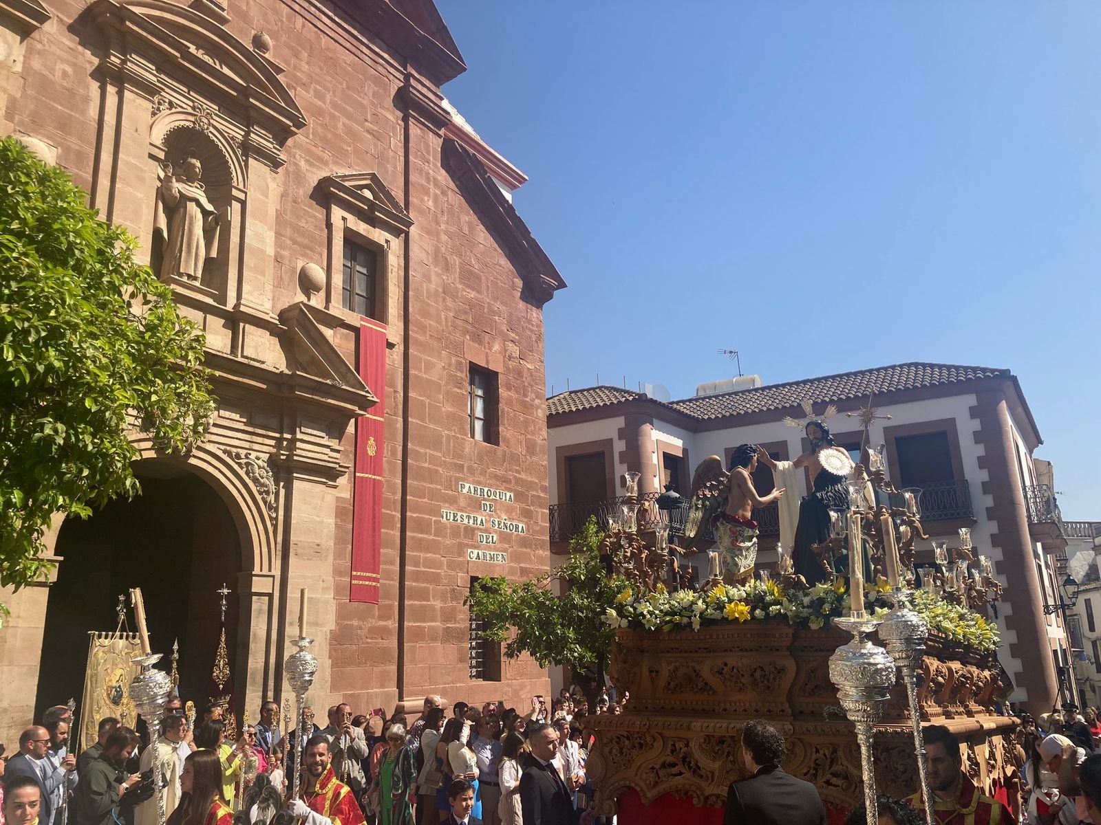 La procesión del Resucitado de Montoro, en imágenes