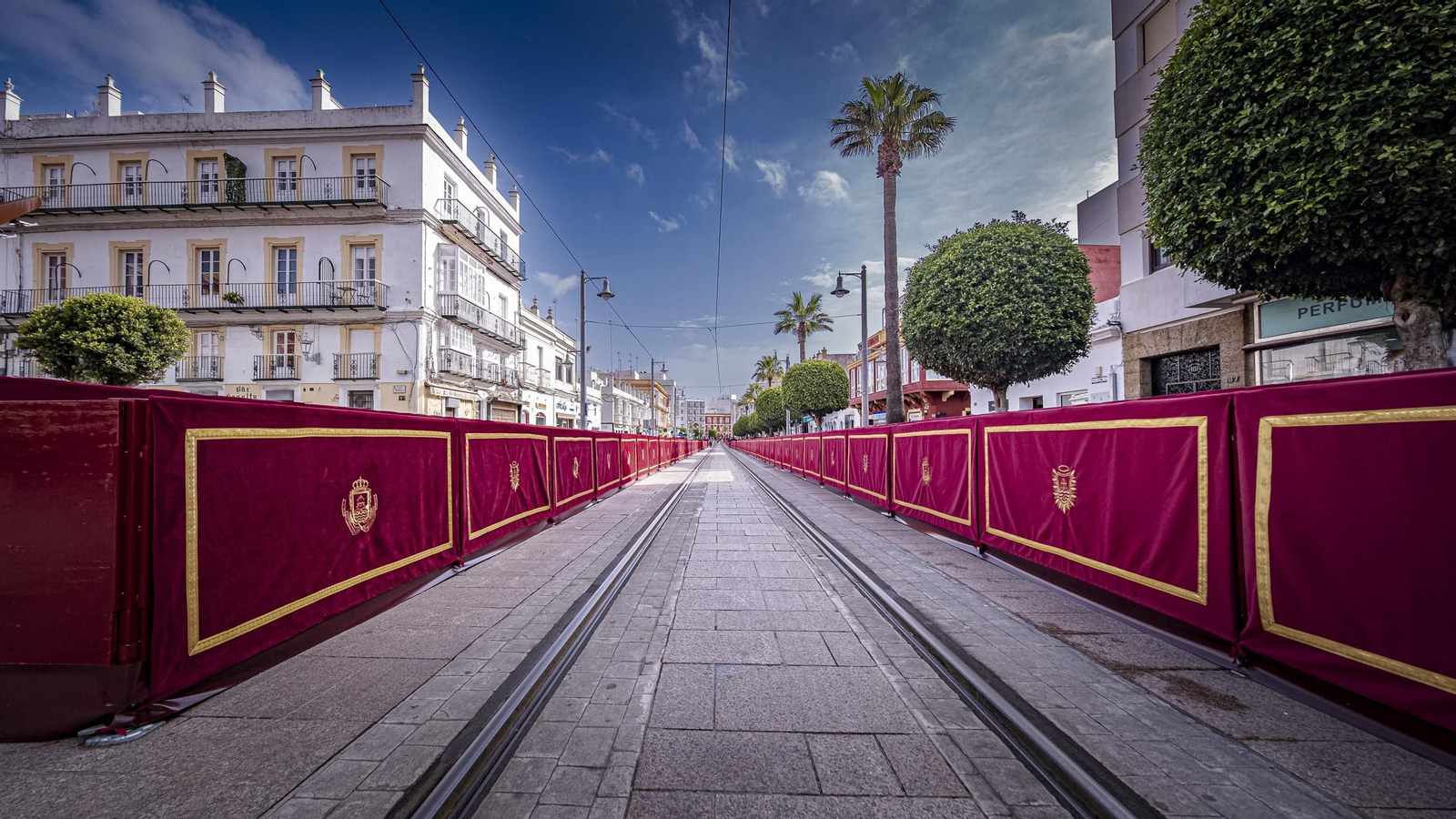 Las imágenes de los preparativos de la Semana Santa de San Fernando