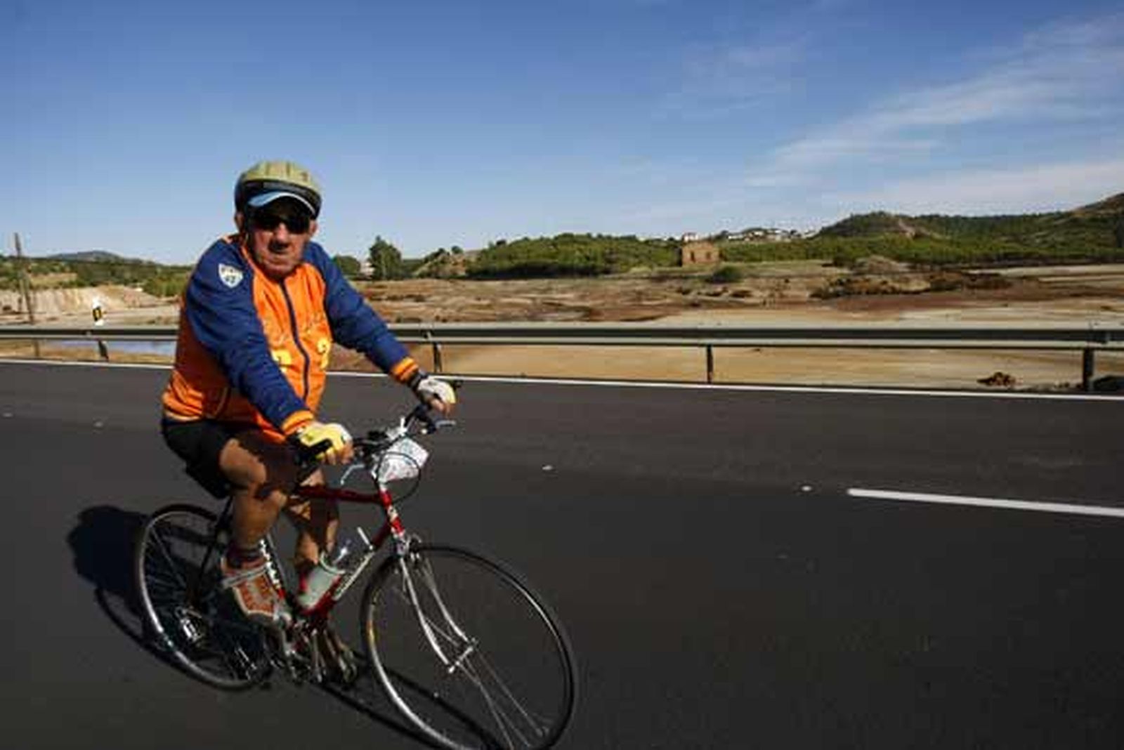 La Cuenca Minera de Huelva espera la recuperación de la explotación de Riotinto para que se le devuelva el esplendor a una comarca azotada por el paro

Foto: Fito Carreto