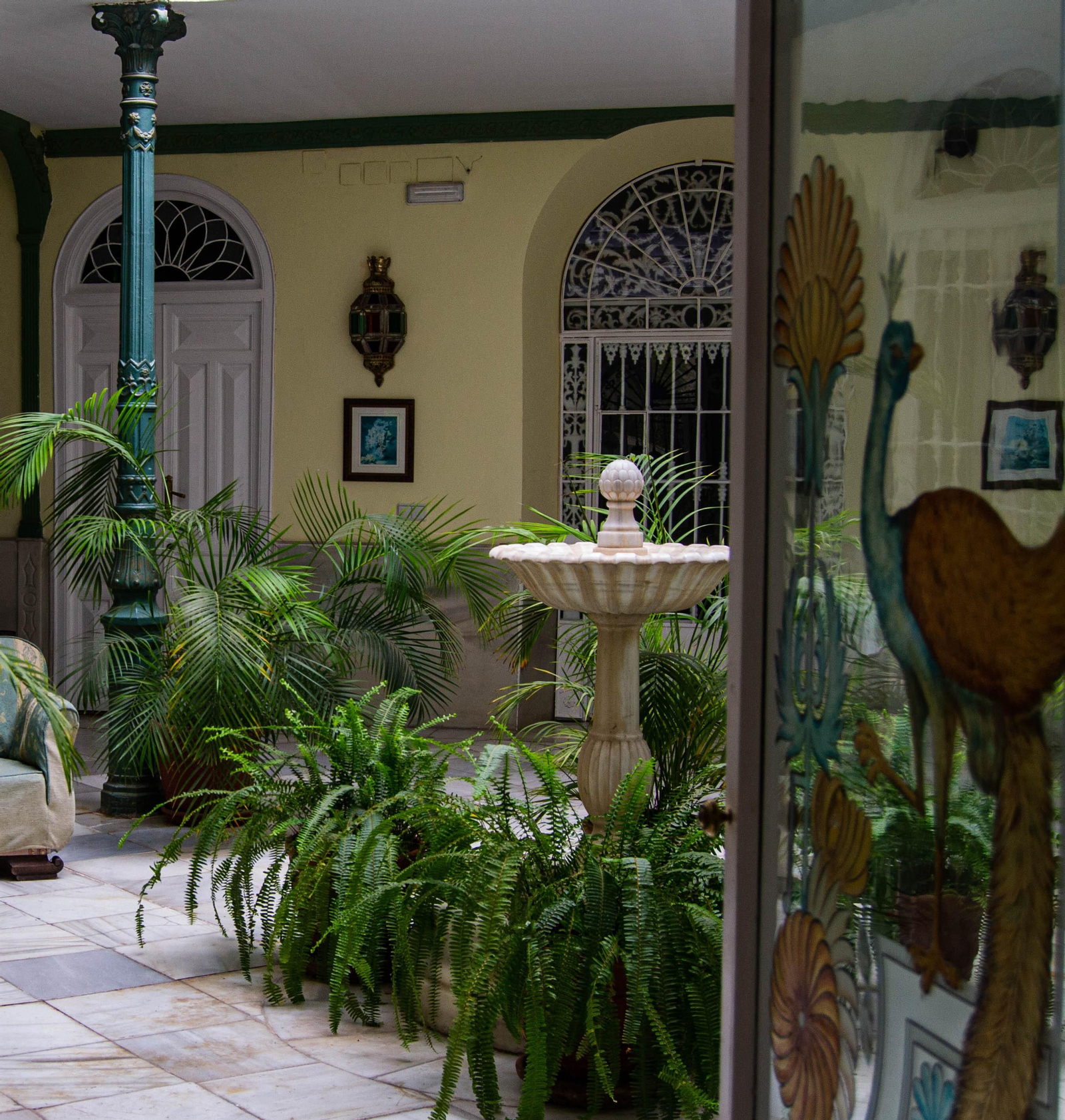 En imágenes: así es el interior de la casa de Los Peñas, el reducto de art nouveau en Jaén