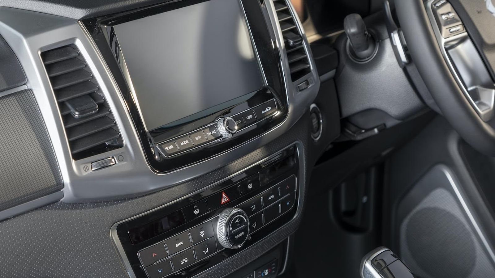 En el caso de la pantalla de mayor tamaño se dispone de navegación Tom Tom.