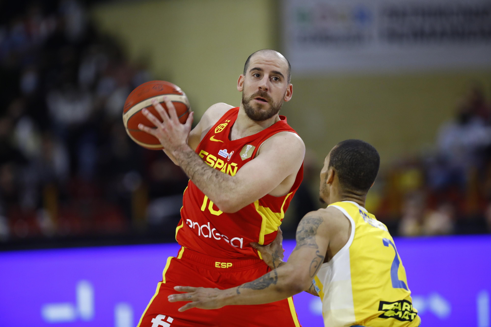 Las imágenes del emotivo encuentro entre España y Ucrania en Córdoba