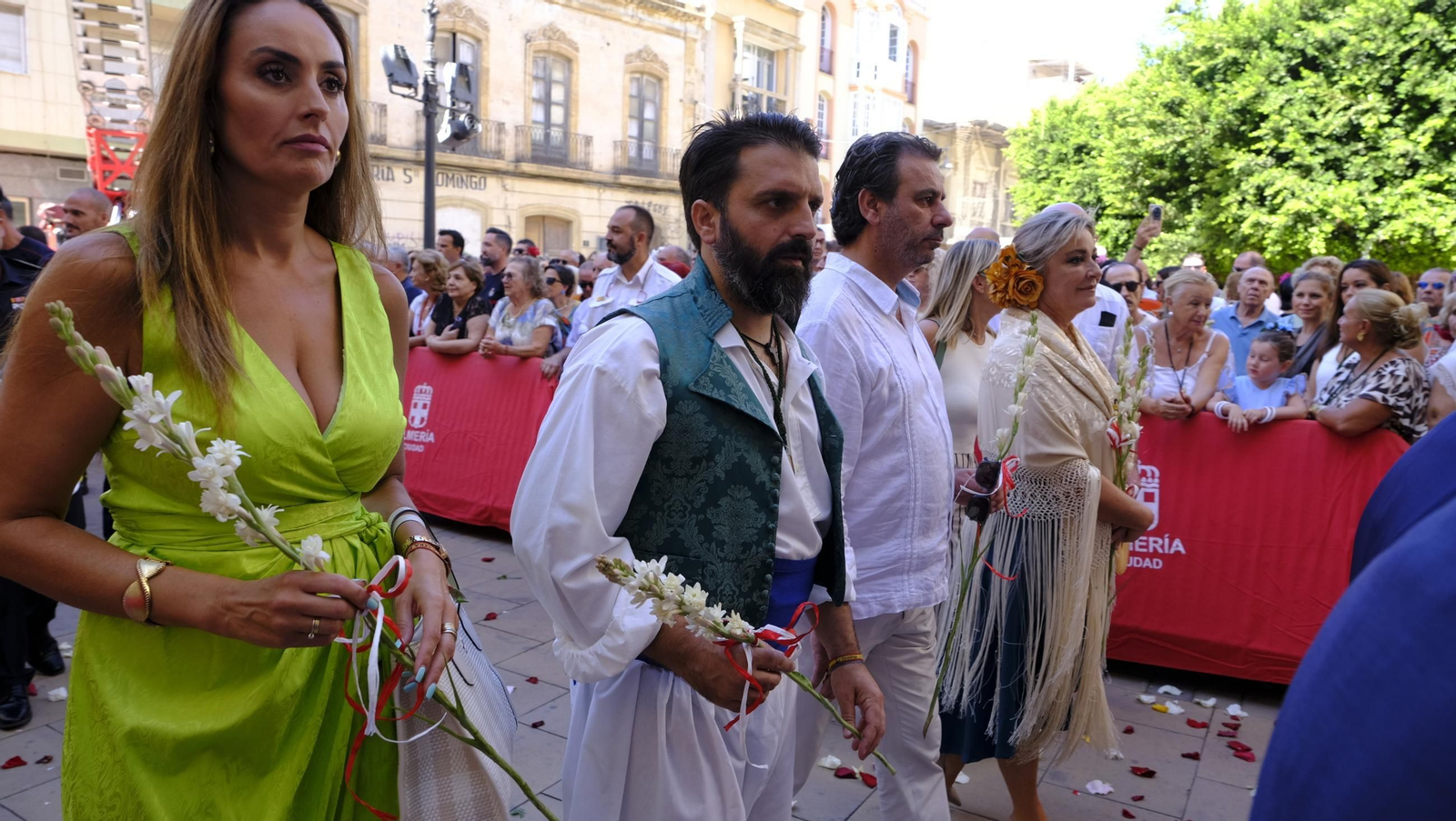 La ofrenda floral a la Virgen del Mar en la Feria de Almería 2025, en imágenes