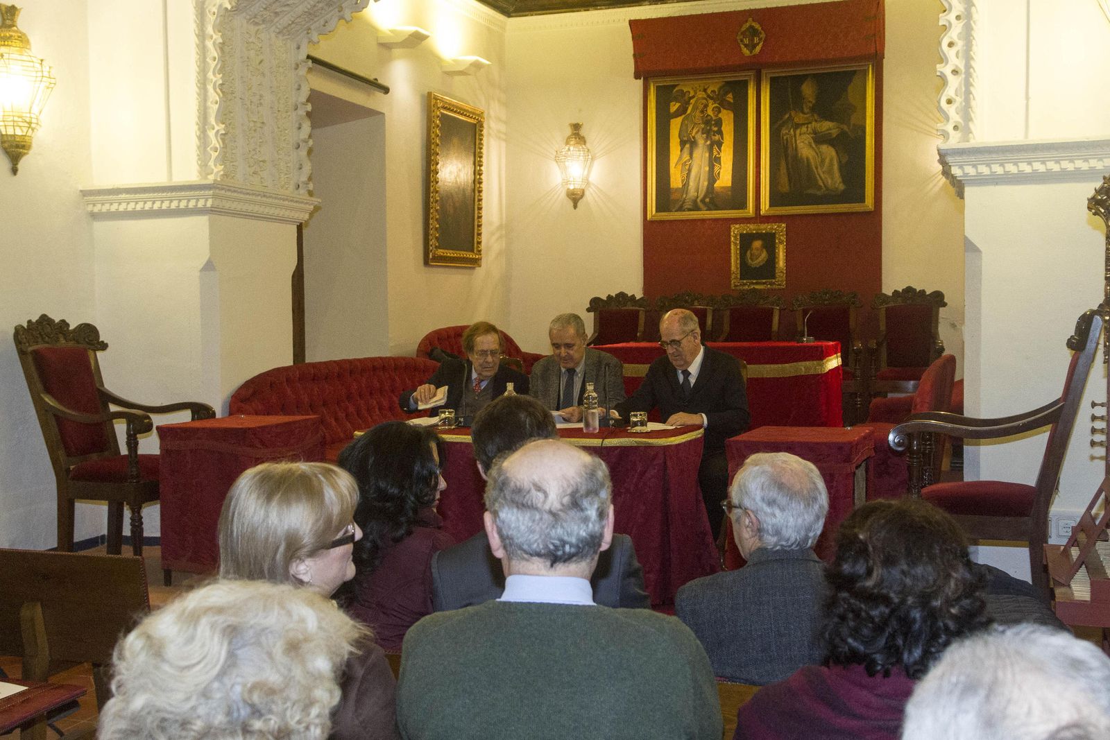 Tamames presenta en Sevilla su nuevo libro