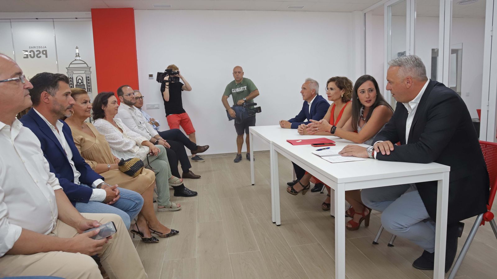 Fotos de la visita de María Jesús Montero a Algeciras