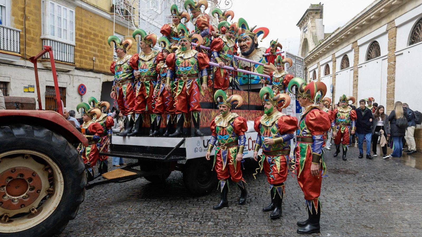 Las mejores imágenes del primer domingo de Carnaval de Cádiz