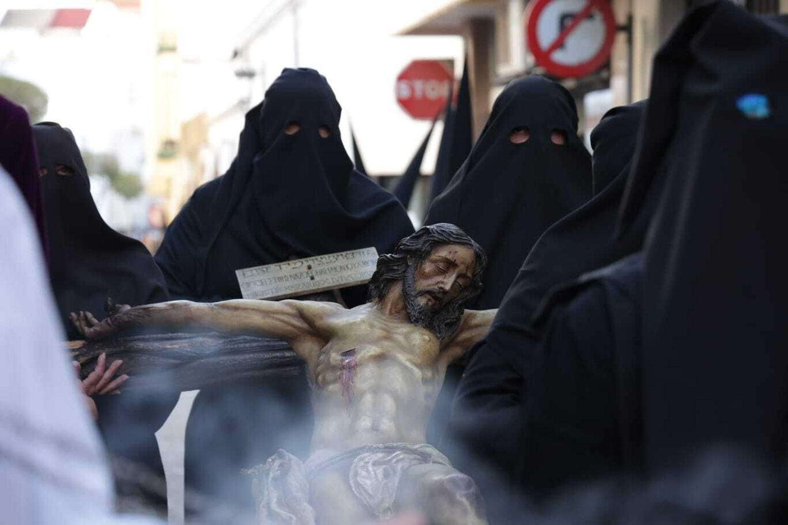 Miércoles Santo en San Fernando: las imágenes de los Servitas