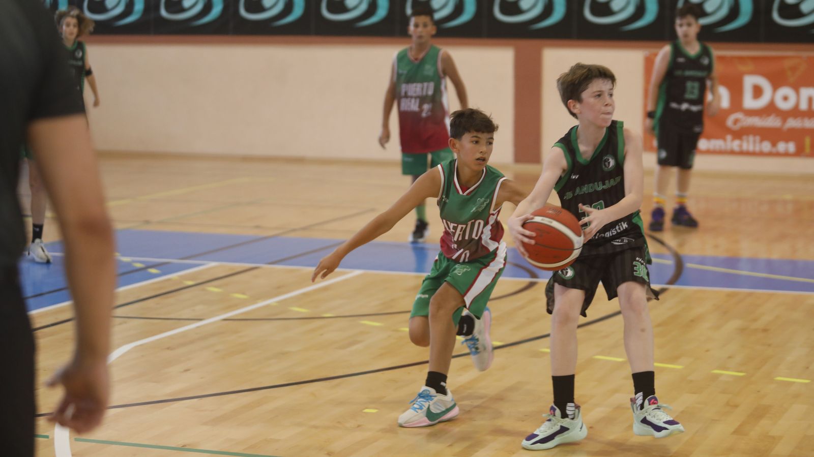 Las fotos de la primera jornada del Cadeba mini-masculino de La Línea