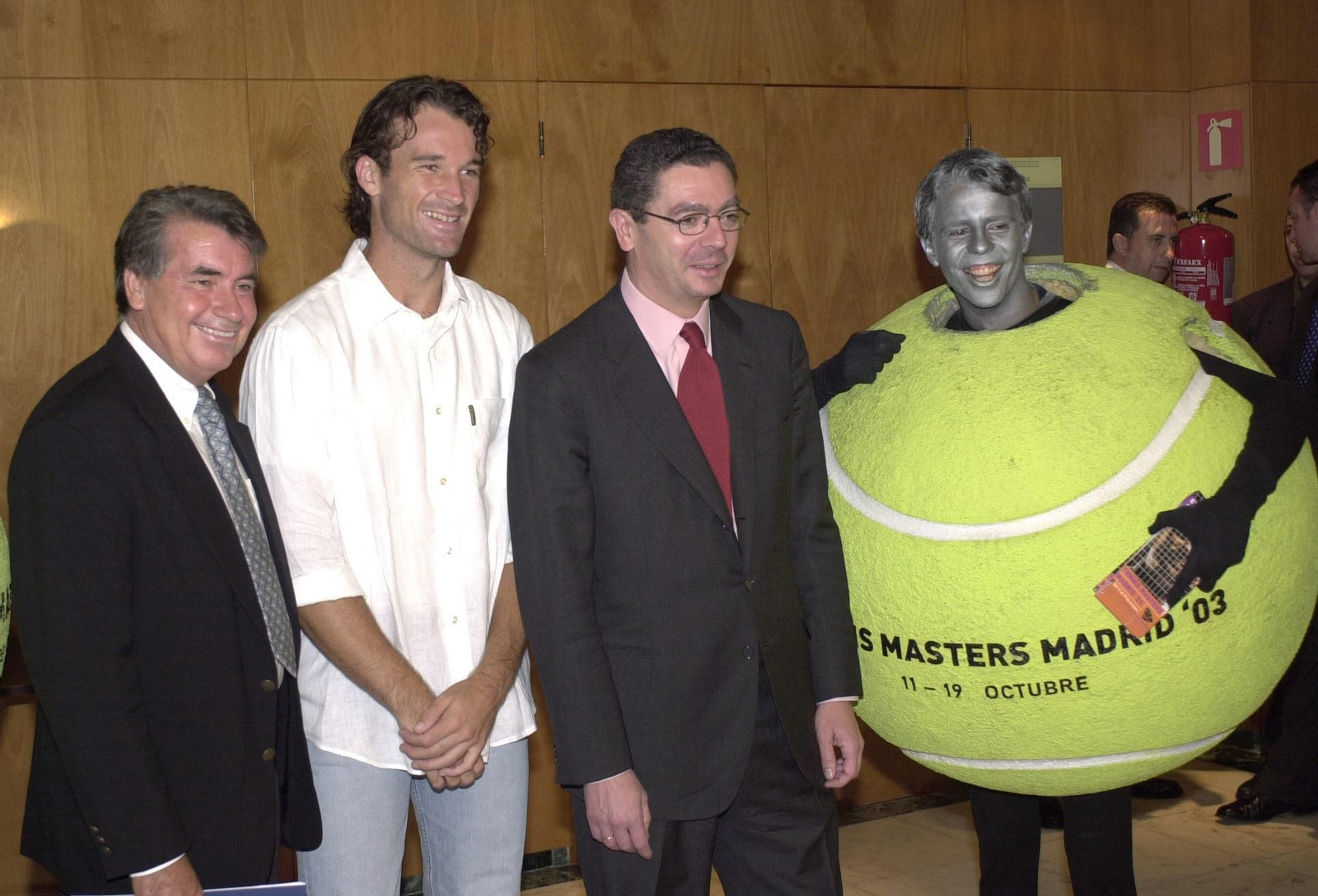 Las fotos de la vida de Manolo Santana