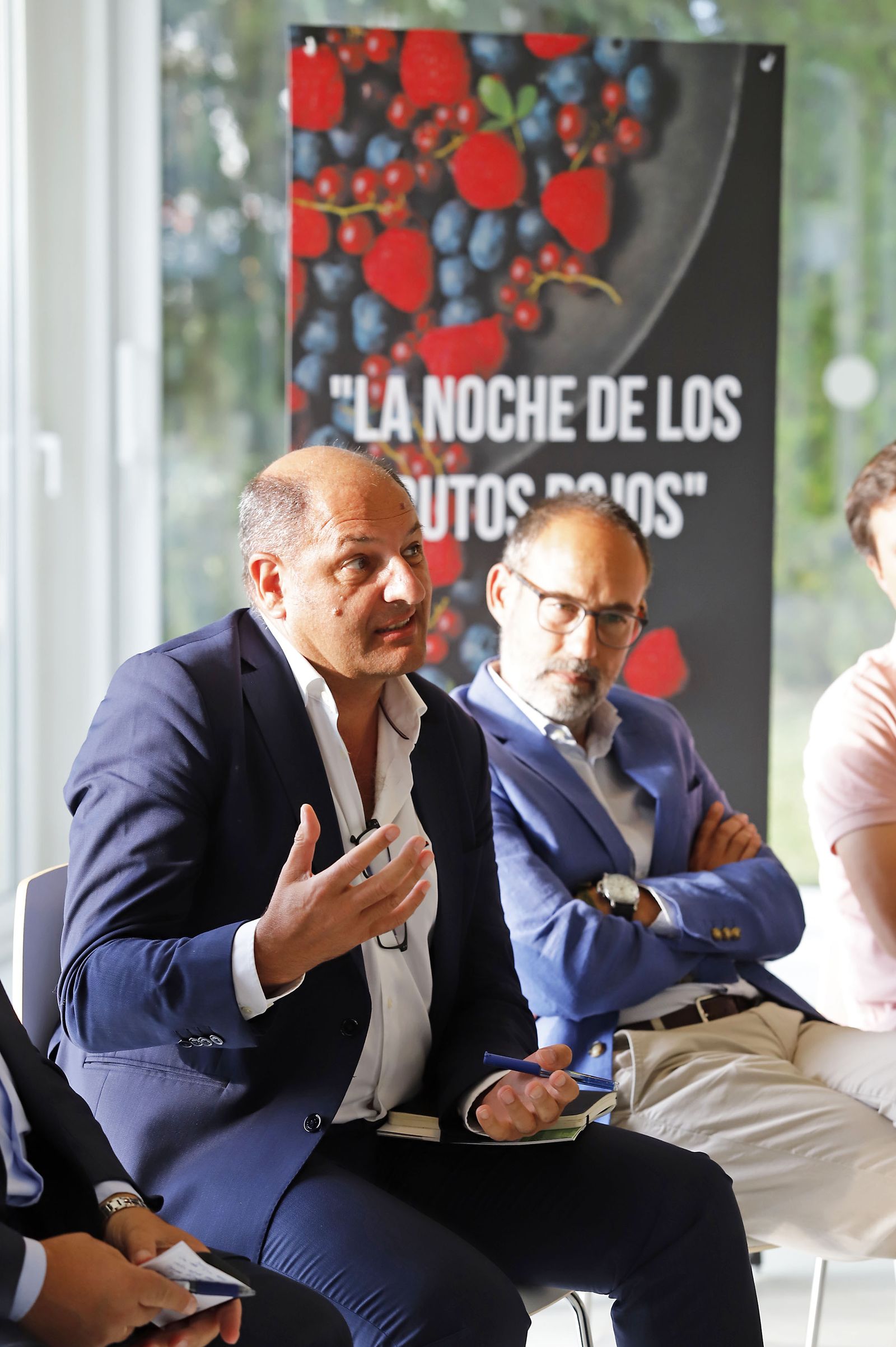 Imágenes del debate de "La Noche de los Frutos Rojos"