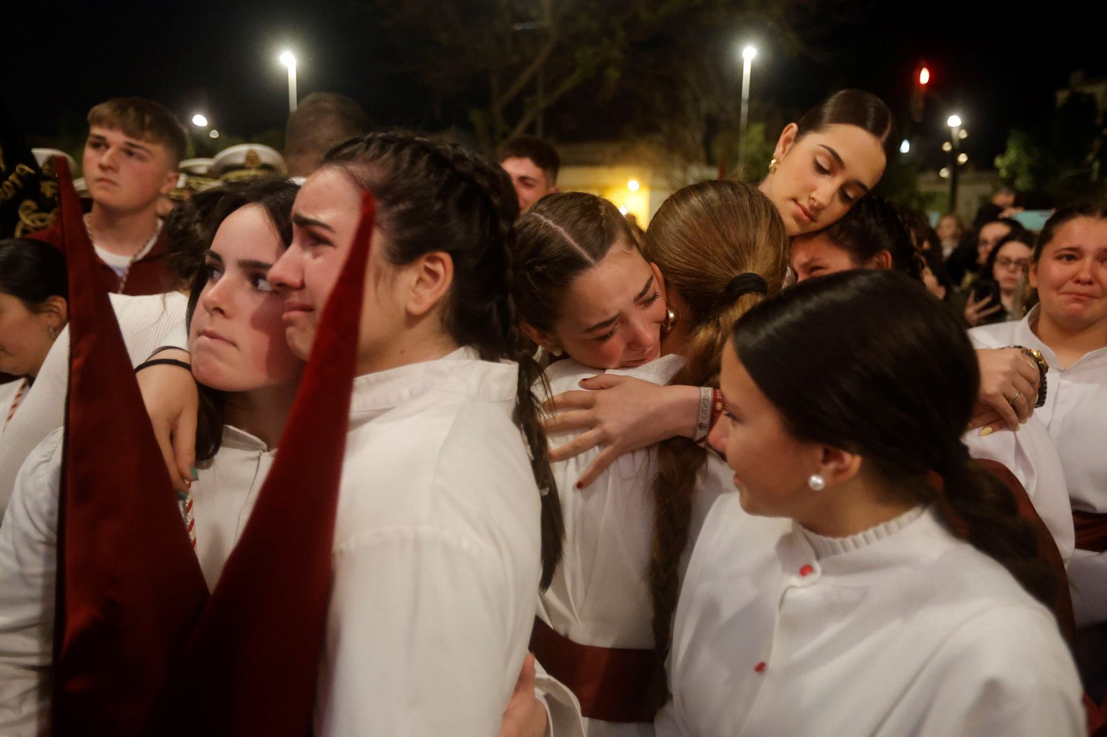 Las mejores imágenes de la hermandad del Descendimiento en este Viernes Santo de Córdoba