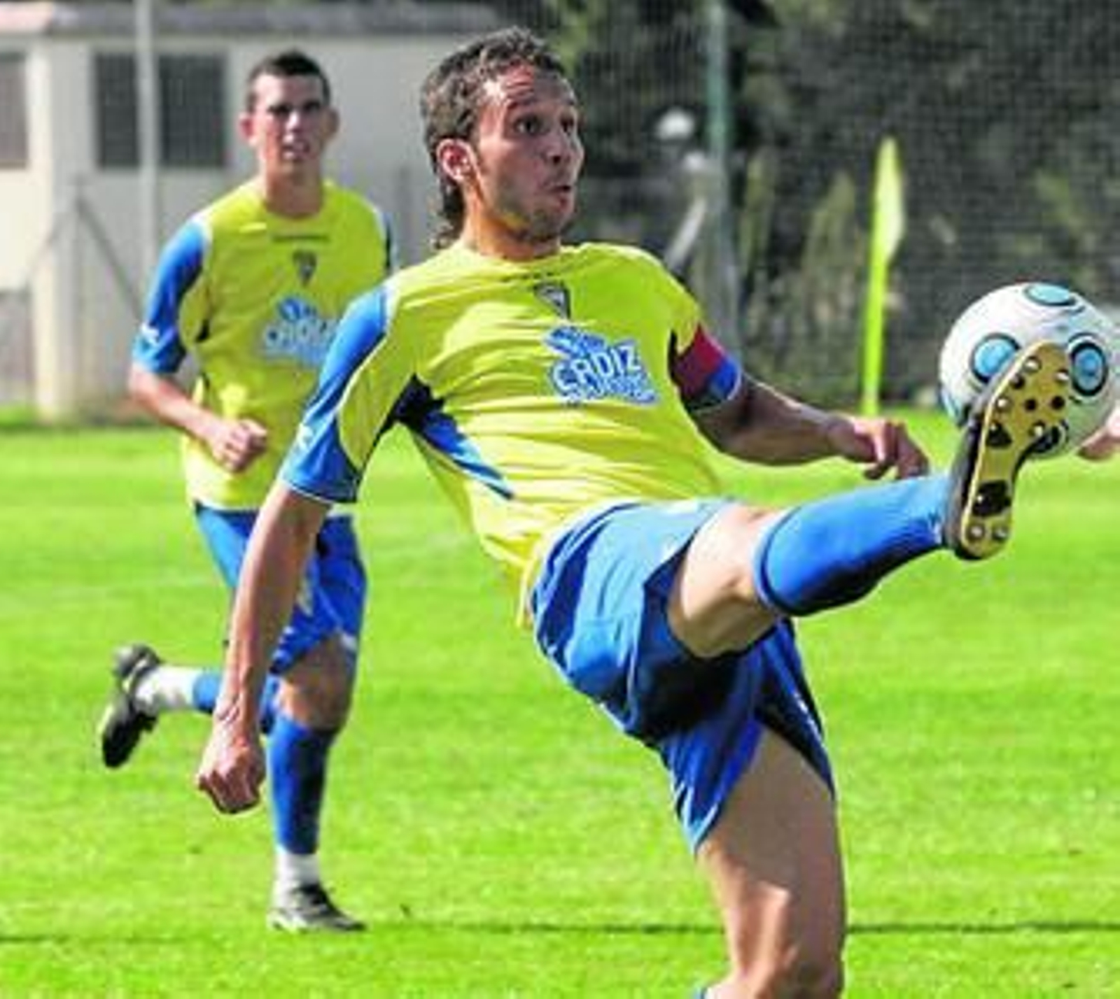 Nano con Lopera, la persona que tiene la clave para su futuro.