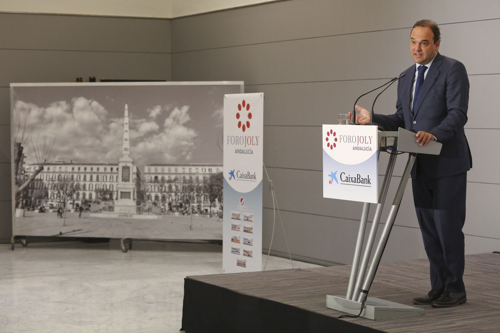 Fotos del Foro Joly con el economista José Carlos Díez